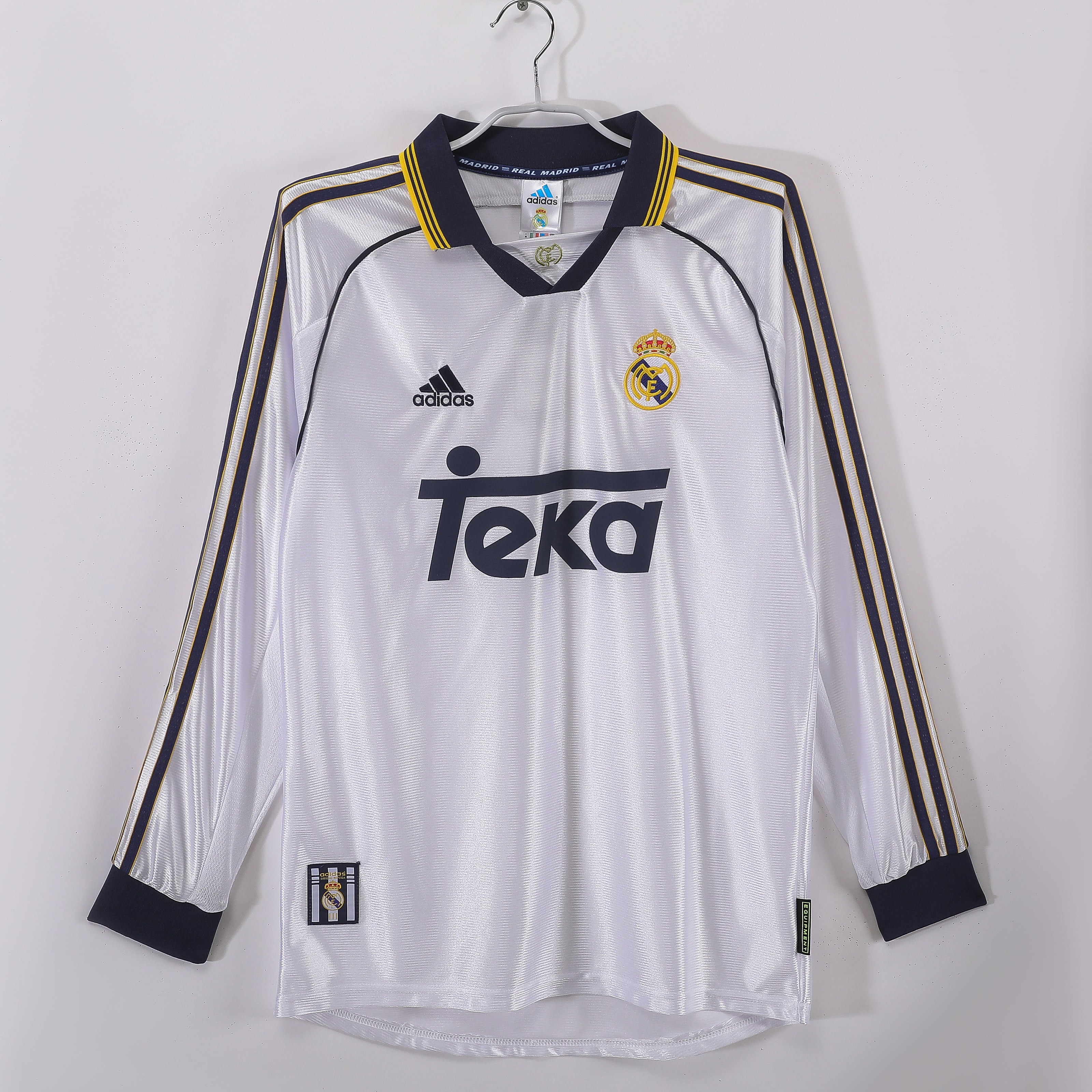 Real Madrid 1998/00 (Home Kit – Long Sleeve)