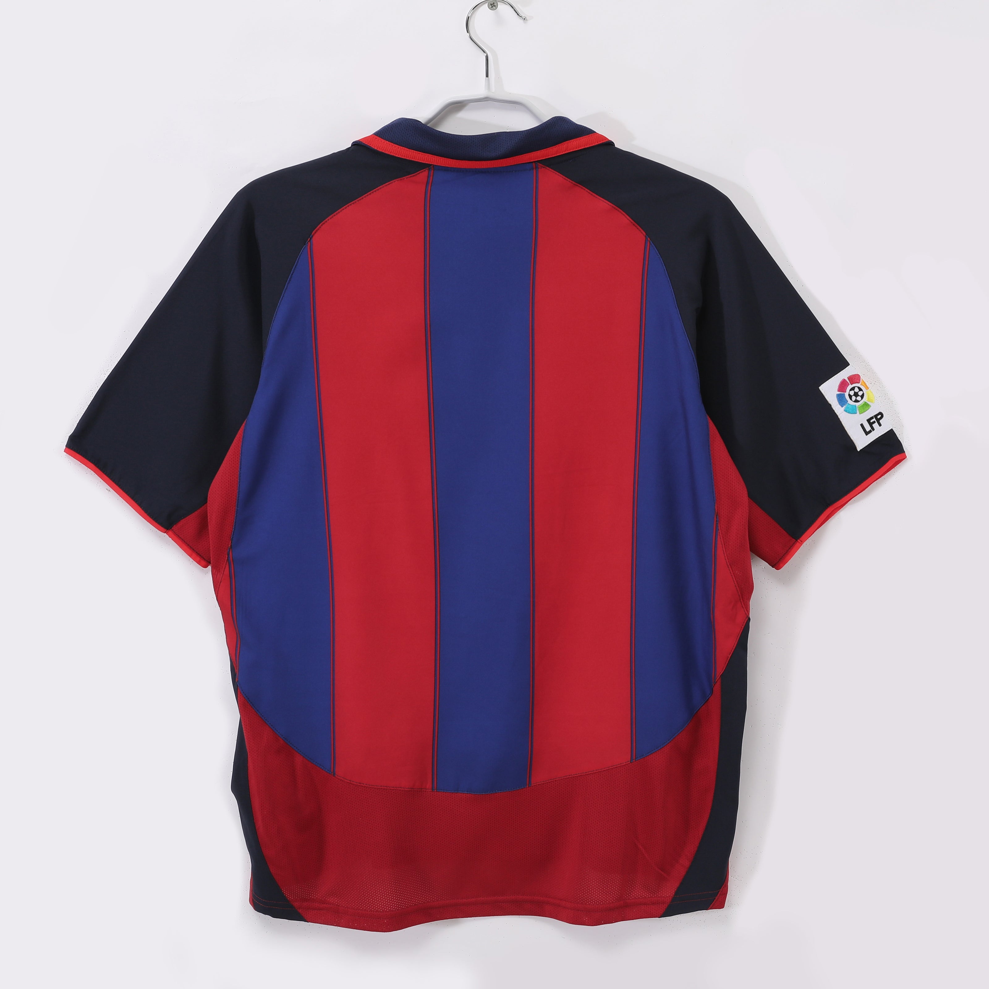 Barcelona 2003/04 (Home Kit)