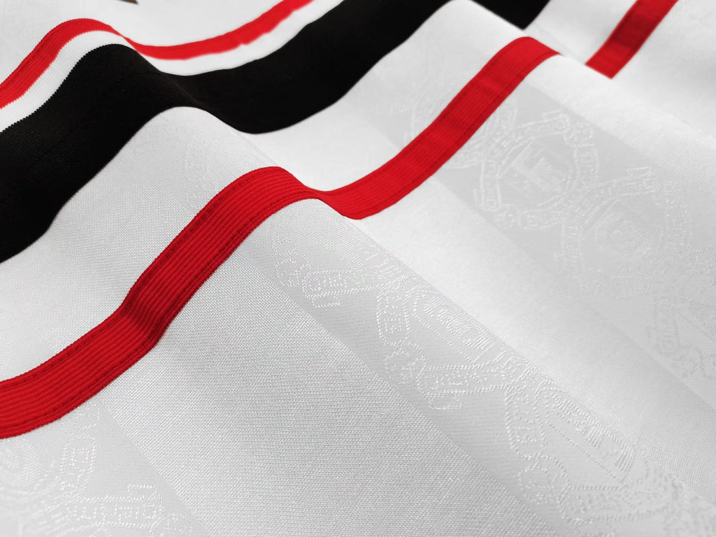 Manchester United 1998/99 (Away Kit - Long Sleeve)