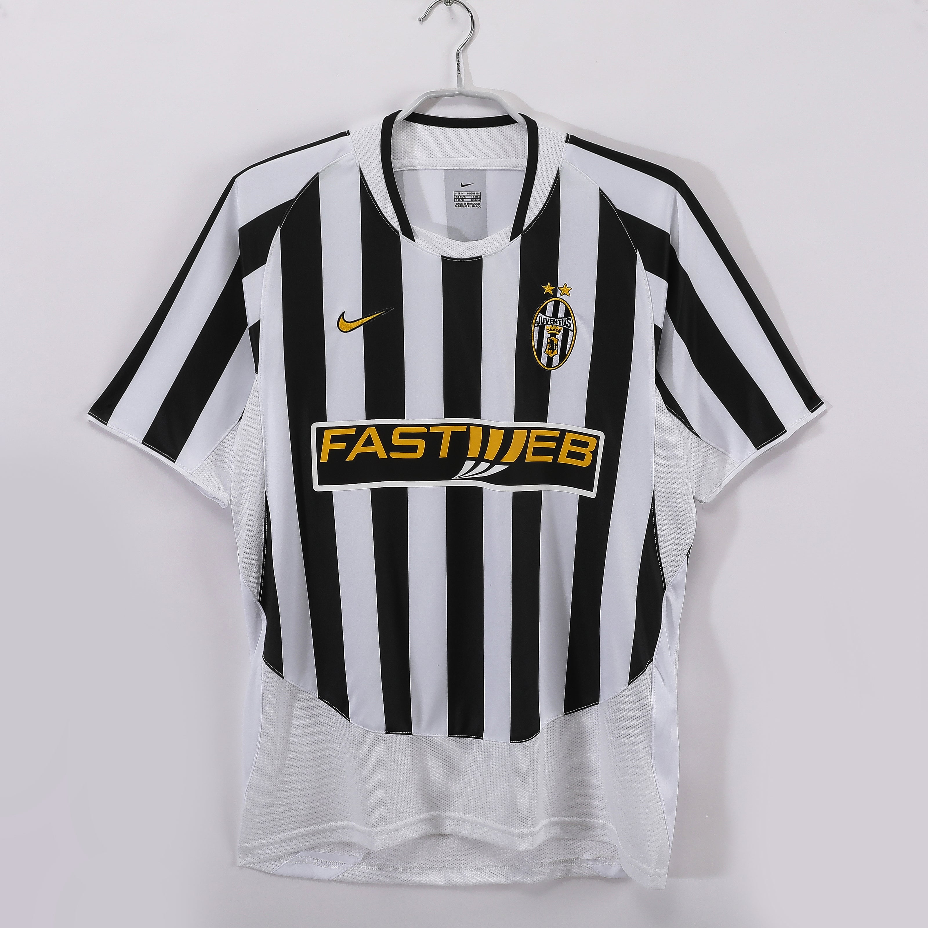 Juventus 2003/04 (Home Kit)
