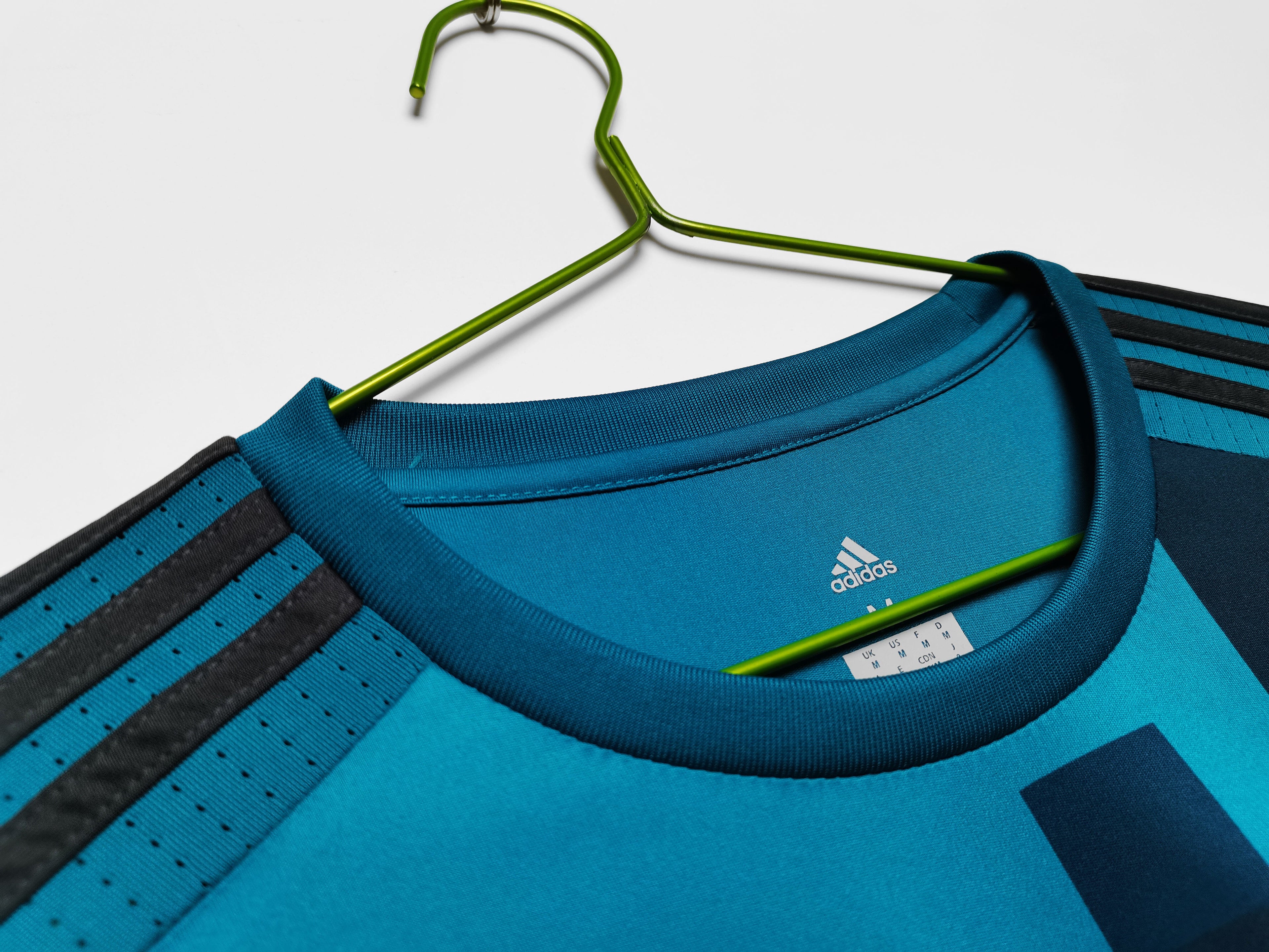 Real Madrid 2017/18 (Third Kit – Long Sleeve)