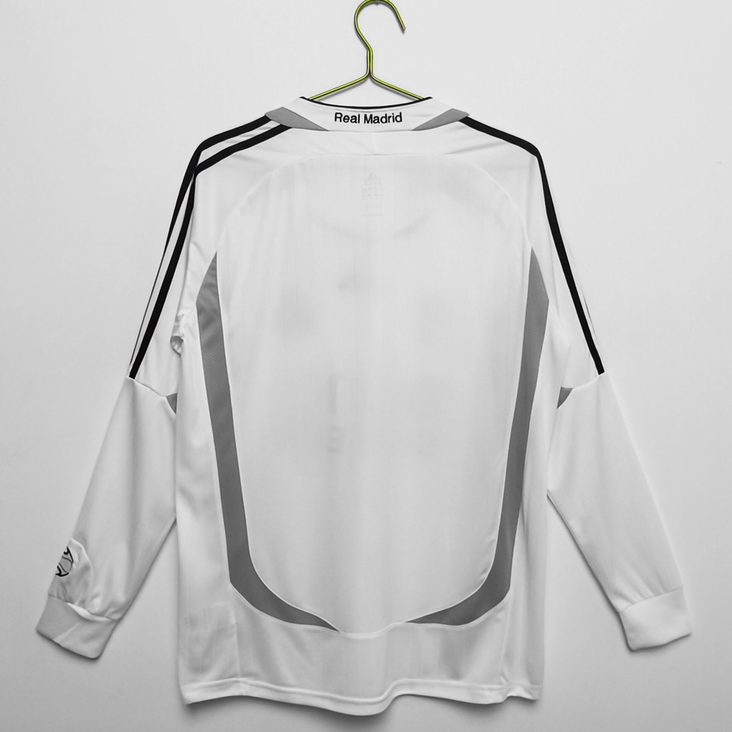 Real Madrid 2006/07 (Home Kit – Long Sleeve)