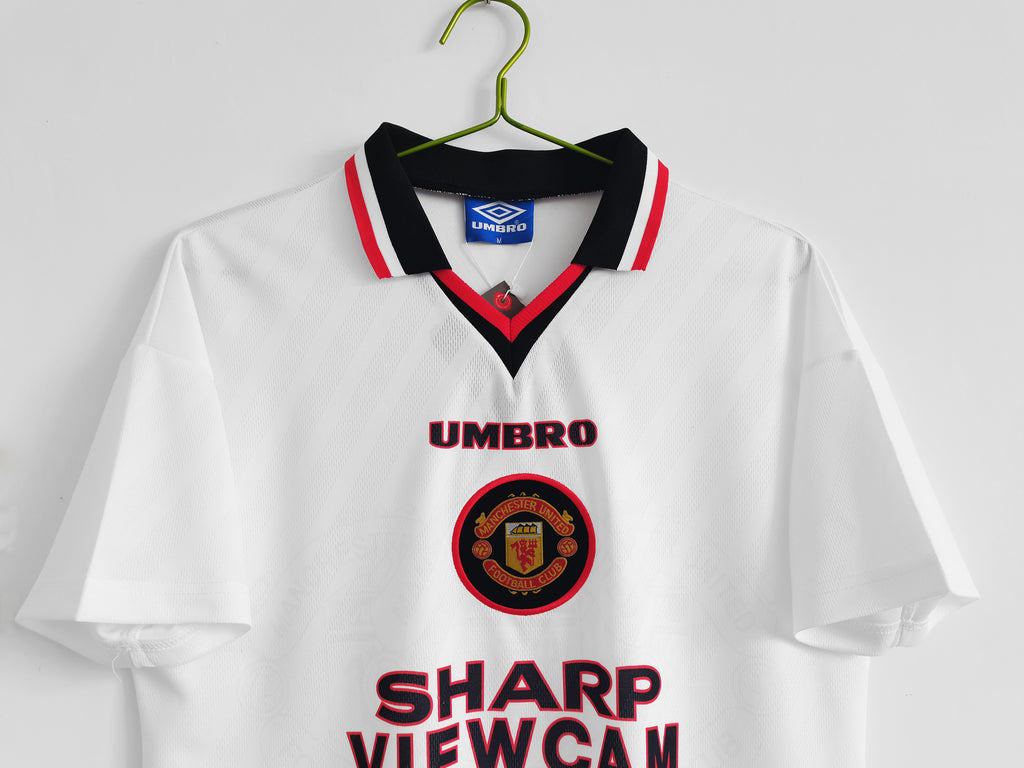 Manchester United 1996/97 (Away Kit)