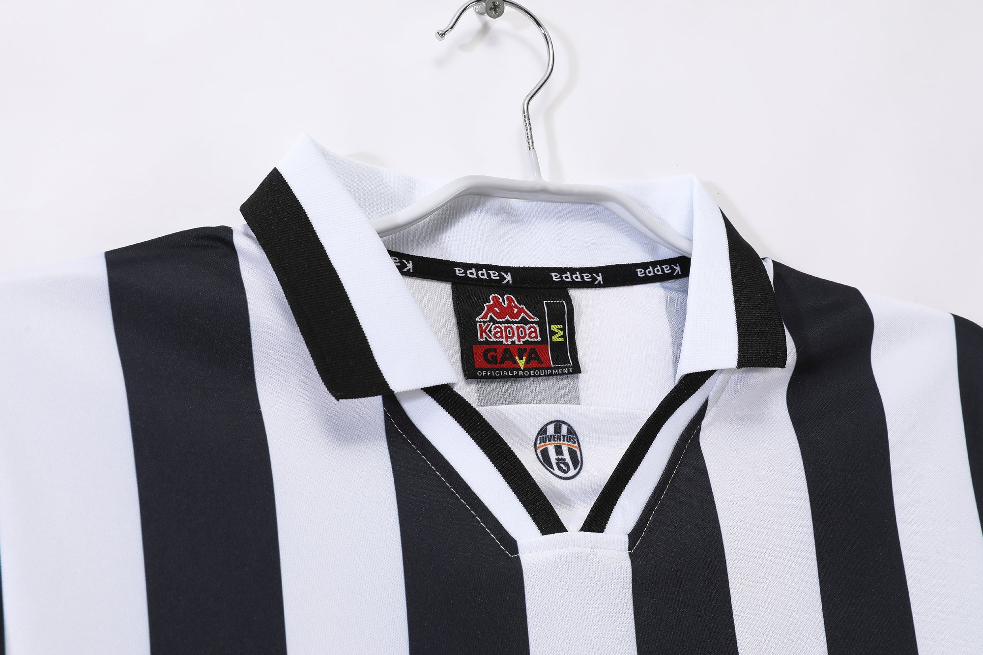 Juventus 1996/97 (Home Kit)
