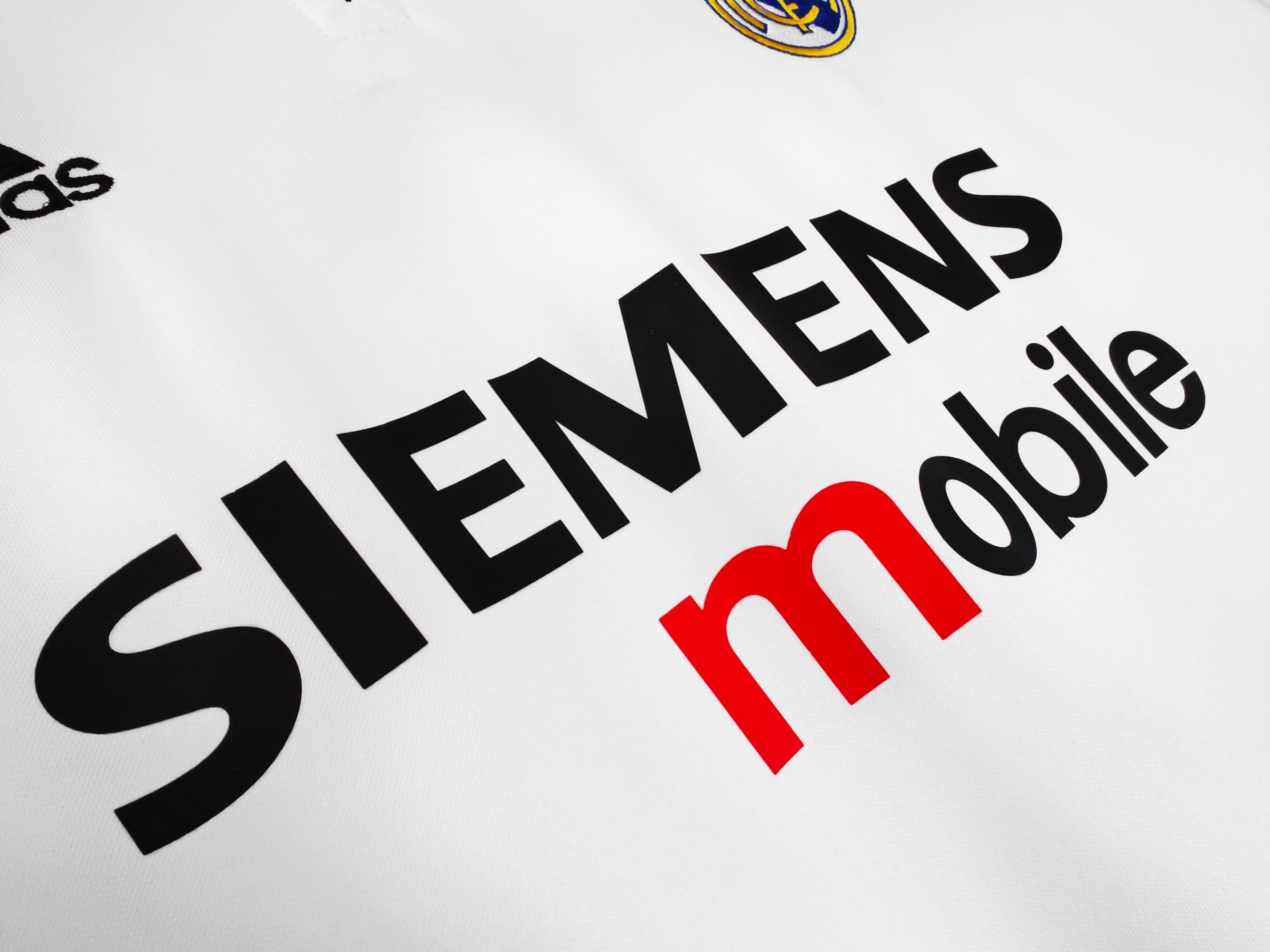 Real Madrid 2003/04 (Home Kit)