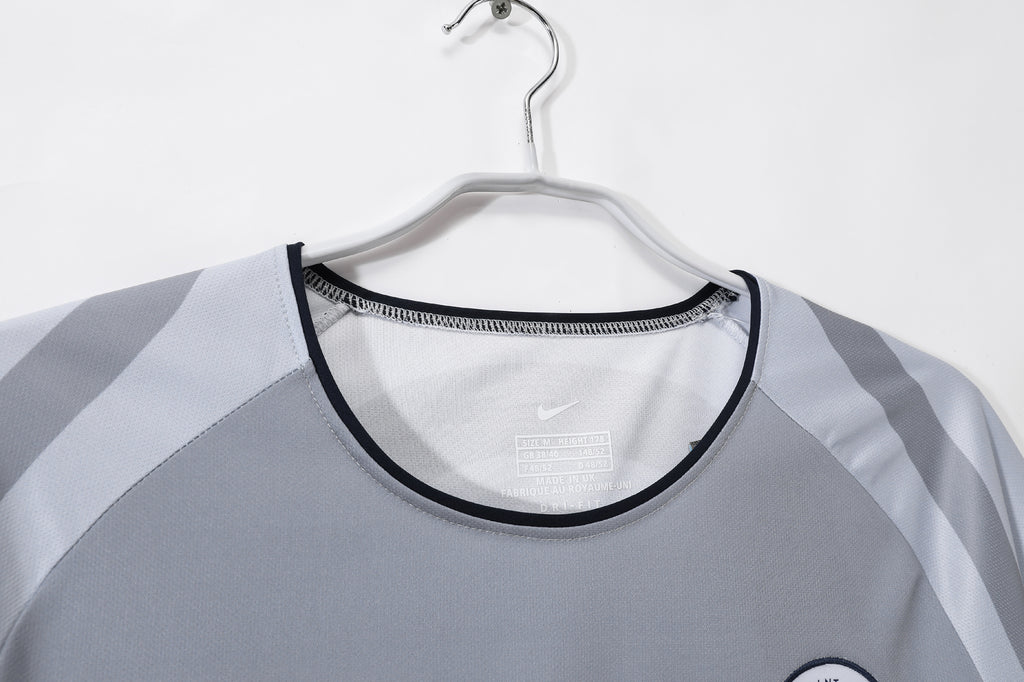 PSG 2001/02 (Away Kit)