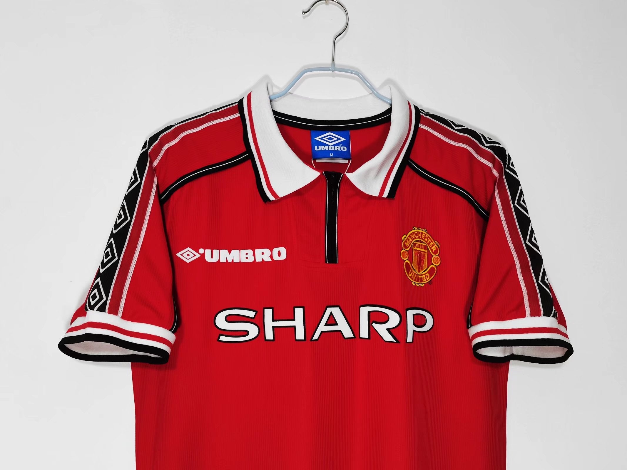 Manchester United 1998/99 (Home Kit)