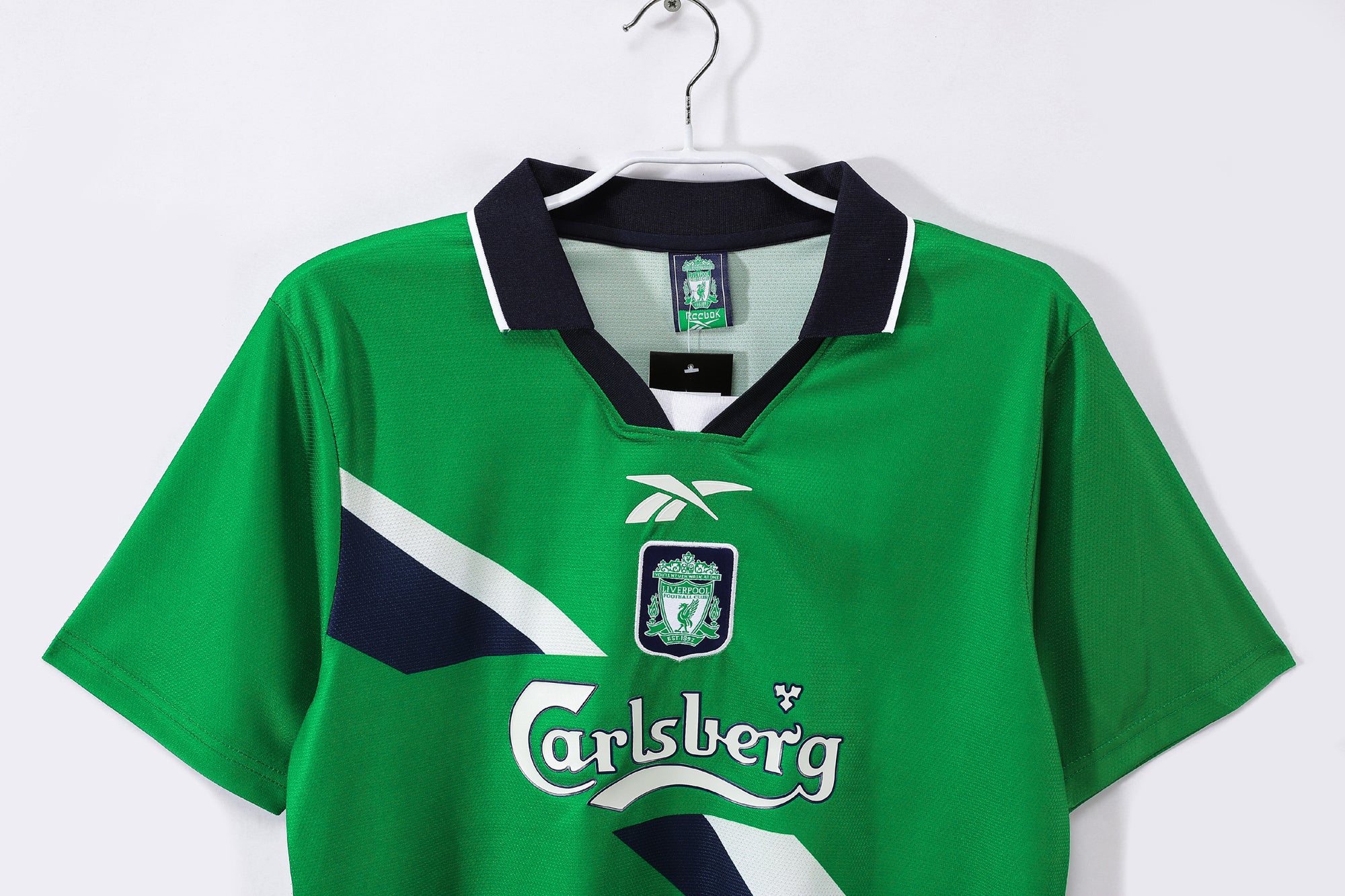 Liverpool 1999/00 (Away Kit)