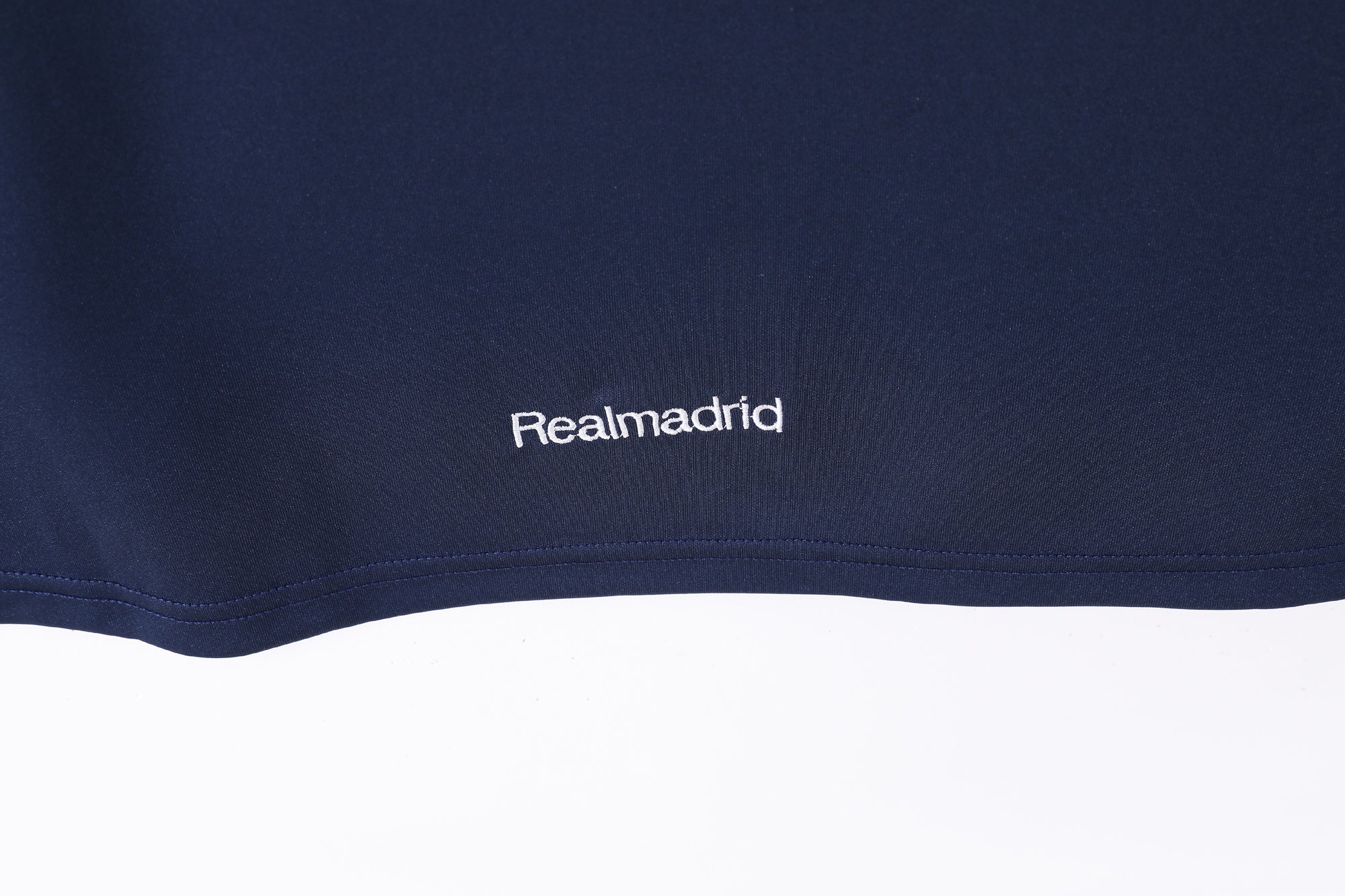 Real Madrid 2005/06 (Away Kit - Long Sleeves)