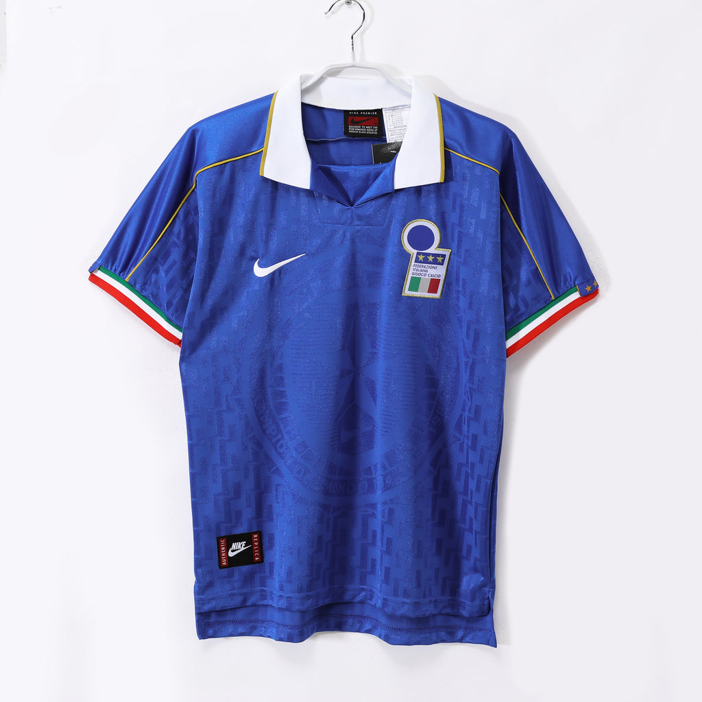 Italia 1995 (Home Kit)
