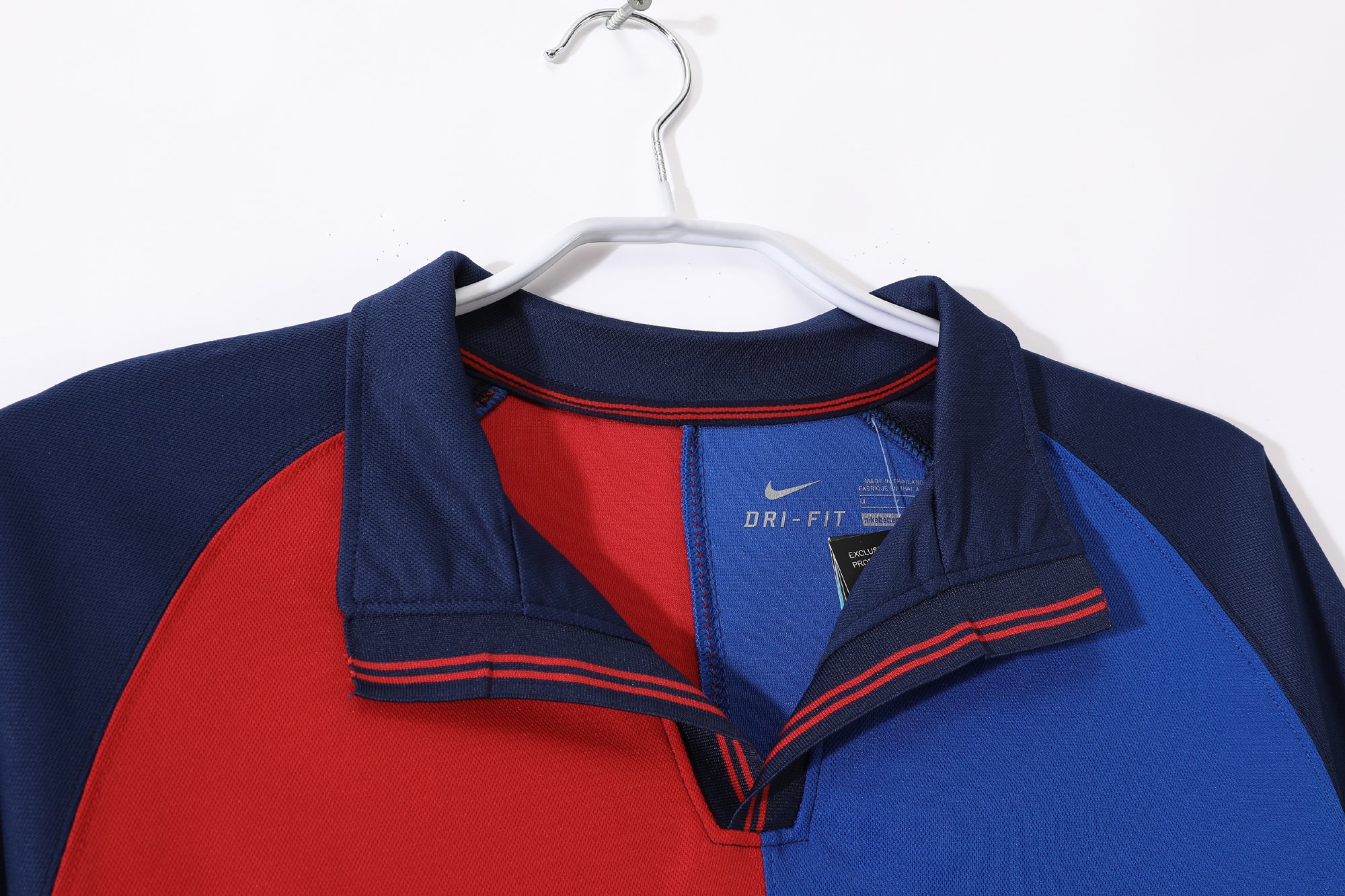 Barcelona 1999/00 Barcelona 1999/00 (Centenary Commemorative Edition - Long Sleeve)