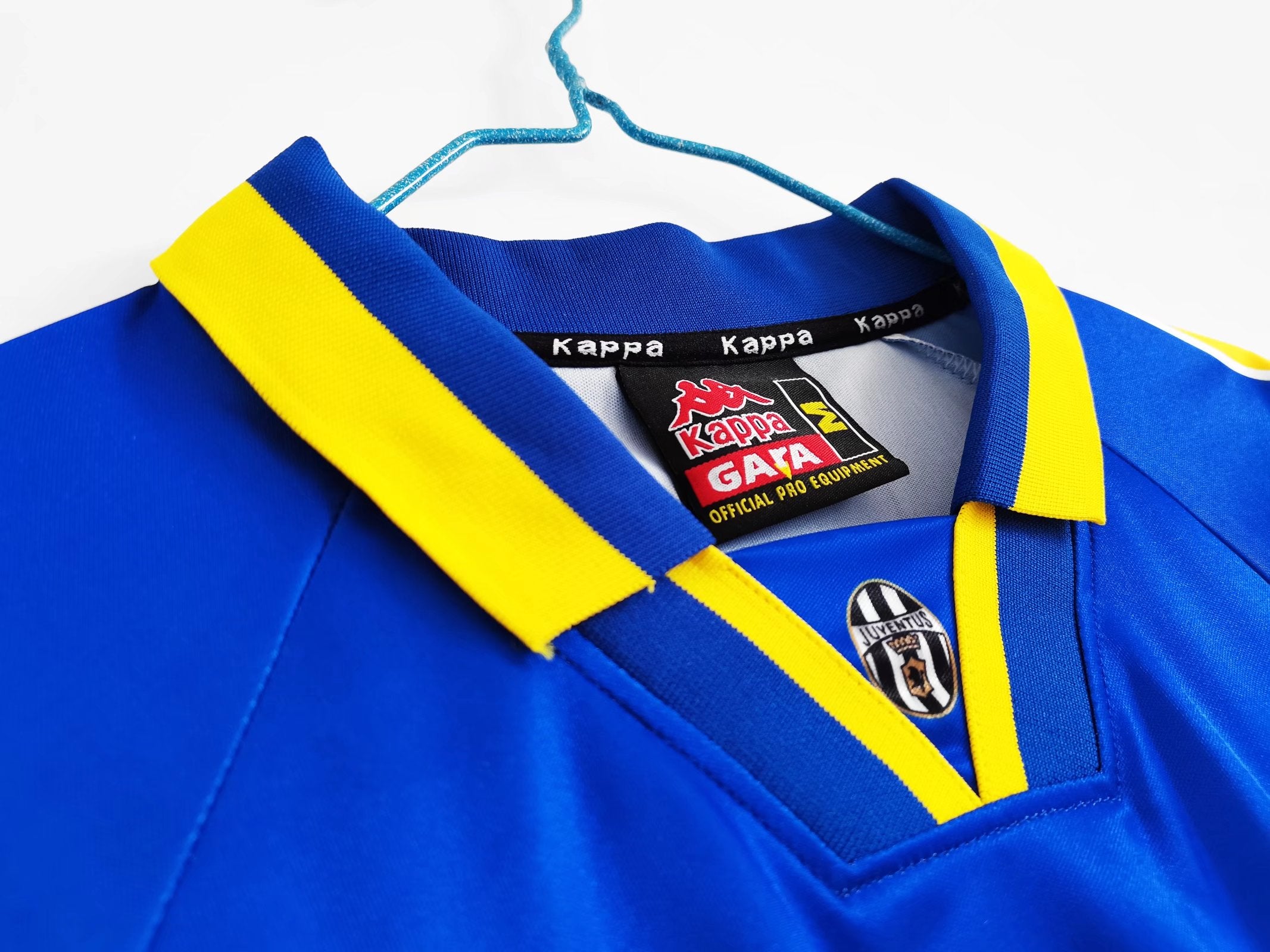 Juventus 1995/96 (Away Kit)