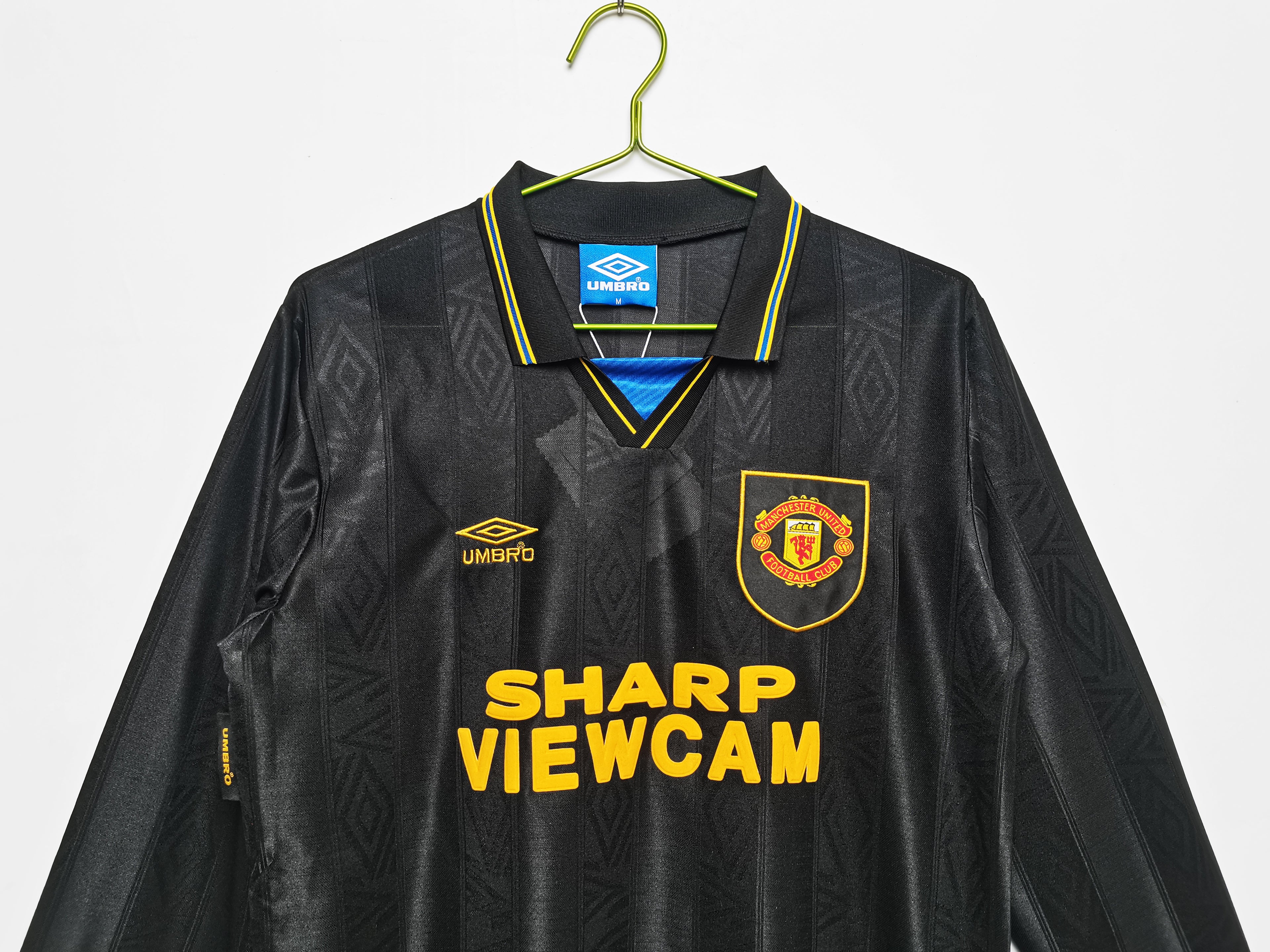 Manchester United 1993/94 (Away Kit - Long Sleeve)