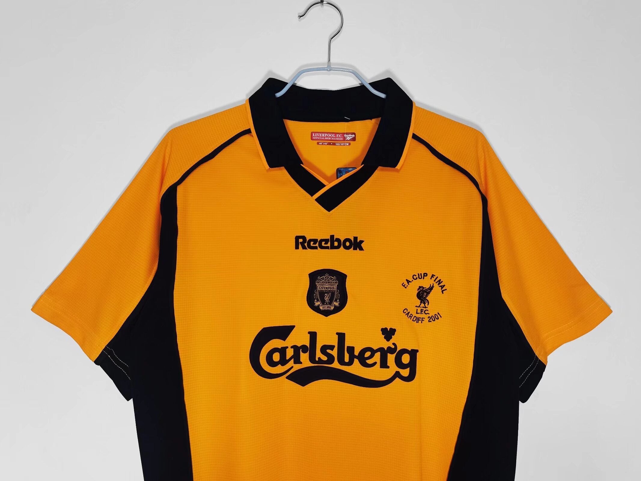 Liverpool 2000/01 (Away Kit)