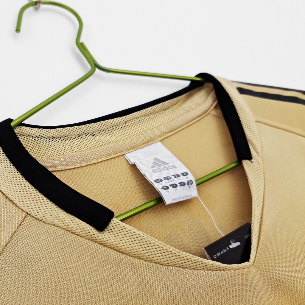 Bayer Munich 2004/05 (Away Kit)