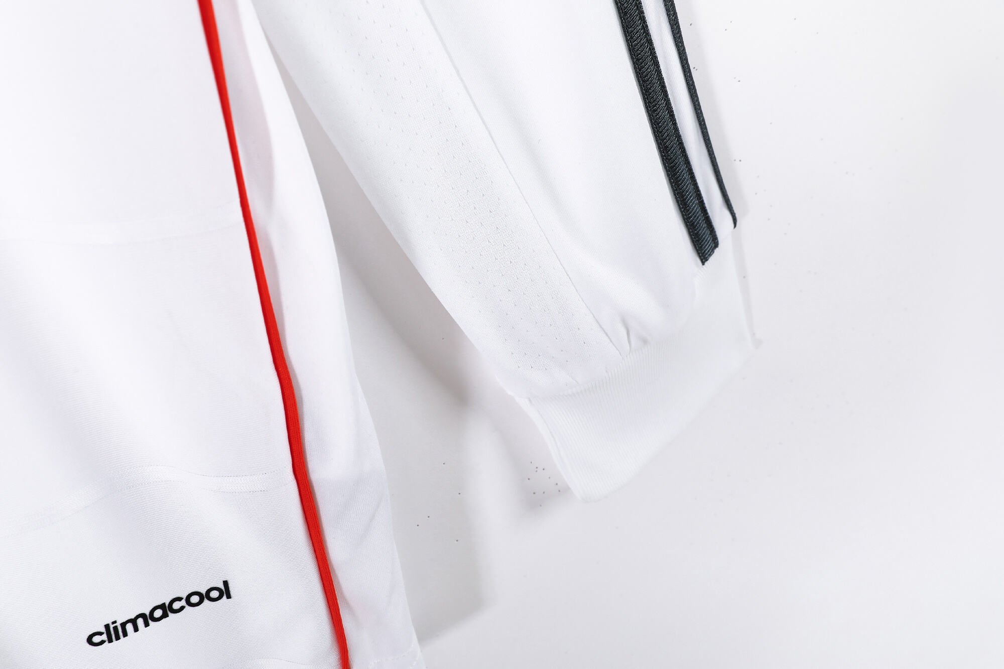 Real Madrid 2013/14 (Home Kit – Long Sleeve)