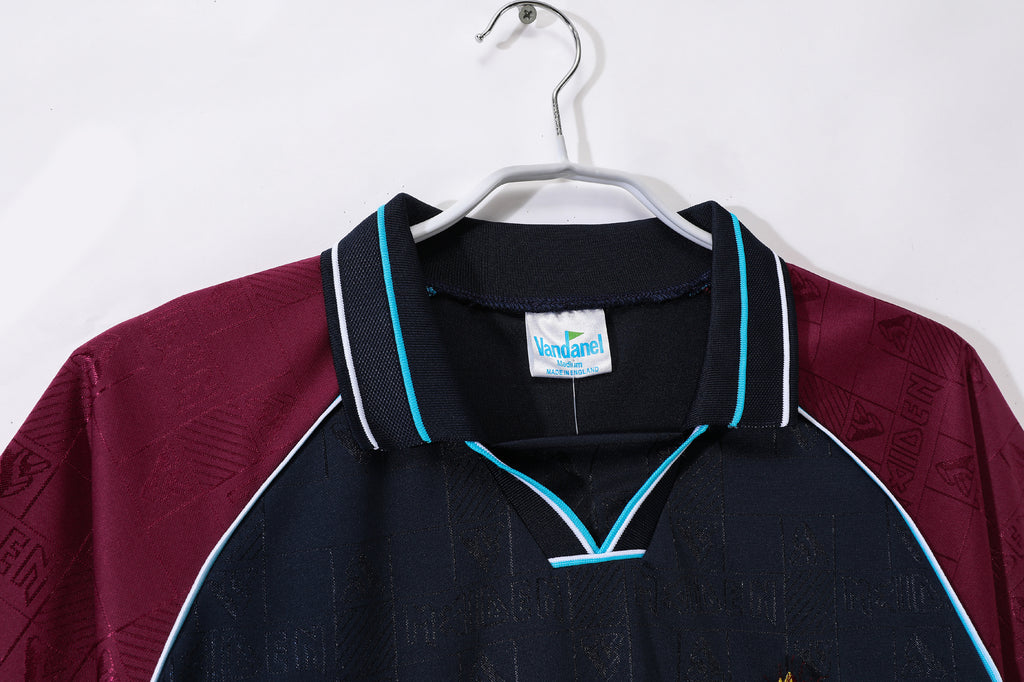 West Ham 1999 (Home Kit)