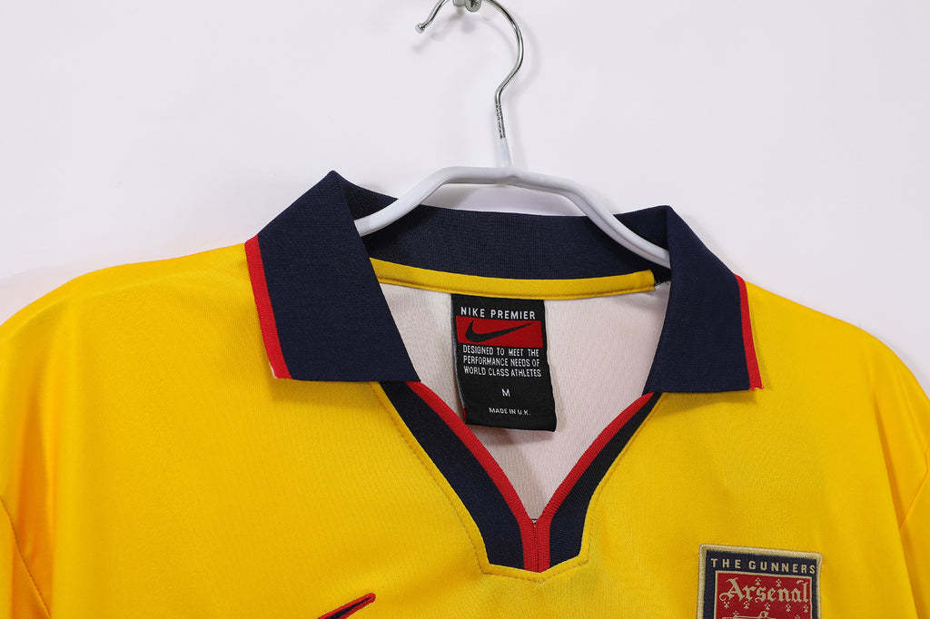 Arsenal 1997/99 (Away Kit)