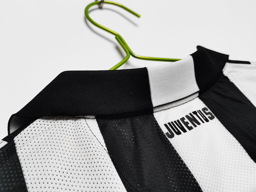Juventus 2014/15 (Home Kit)