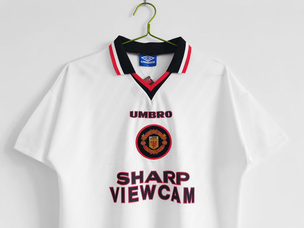 Manchester United 1996/97 (Away Kit)