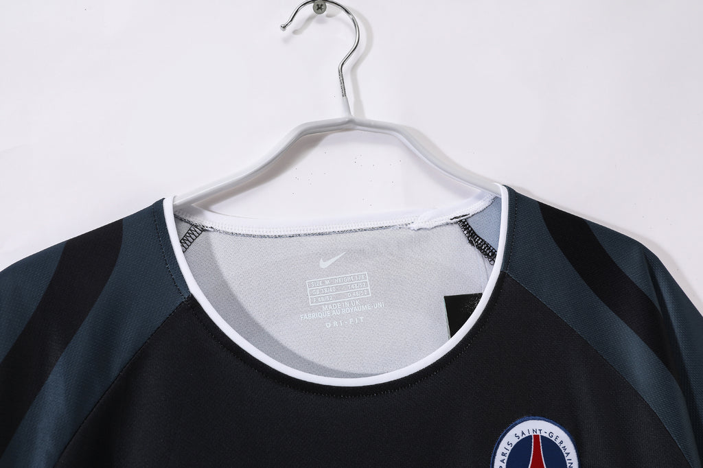 PSG 2001/02 (Third Kit)