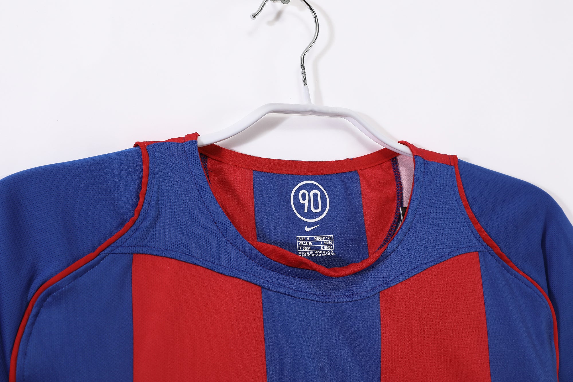 Barcelona 2004/05 (Home Kit)