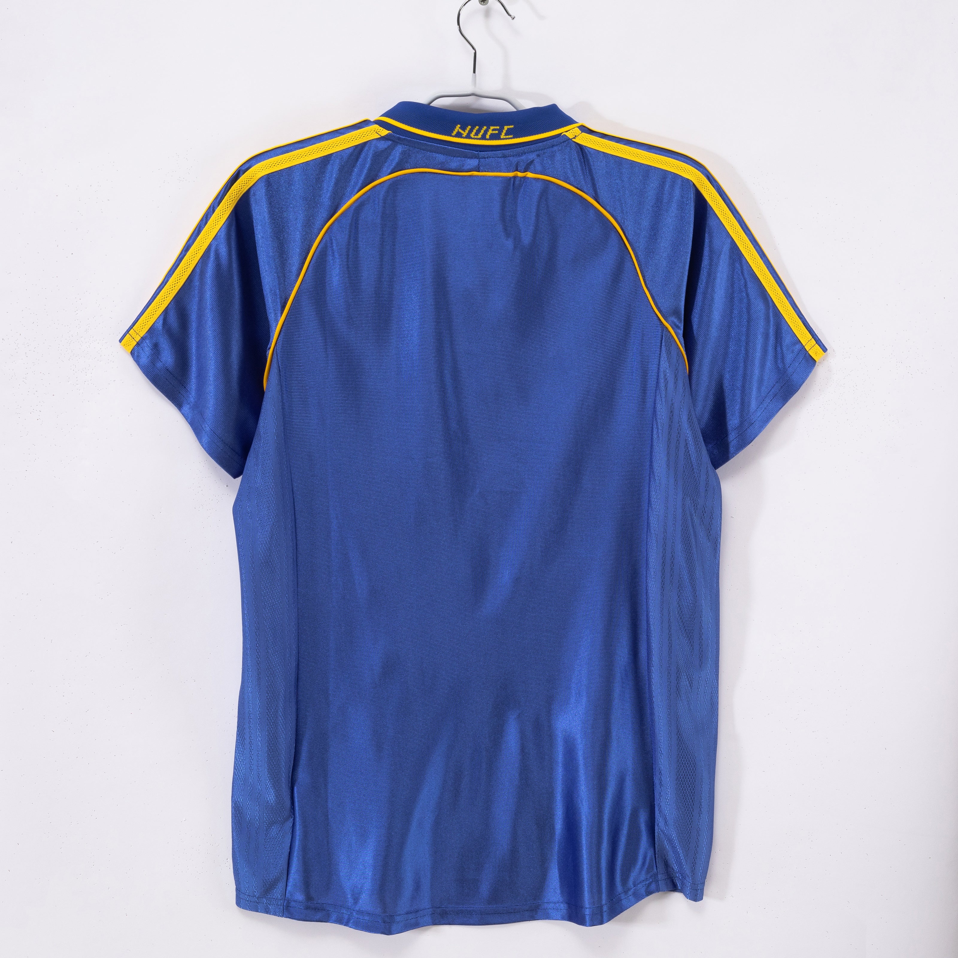 New Castle 1998/00 (Away Kit)