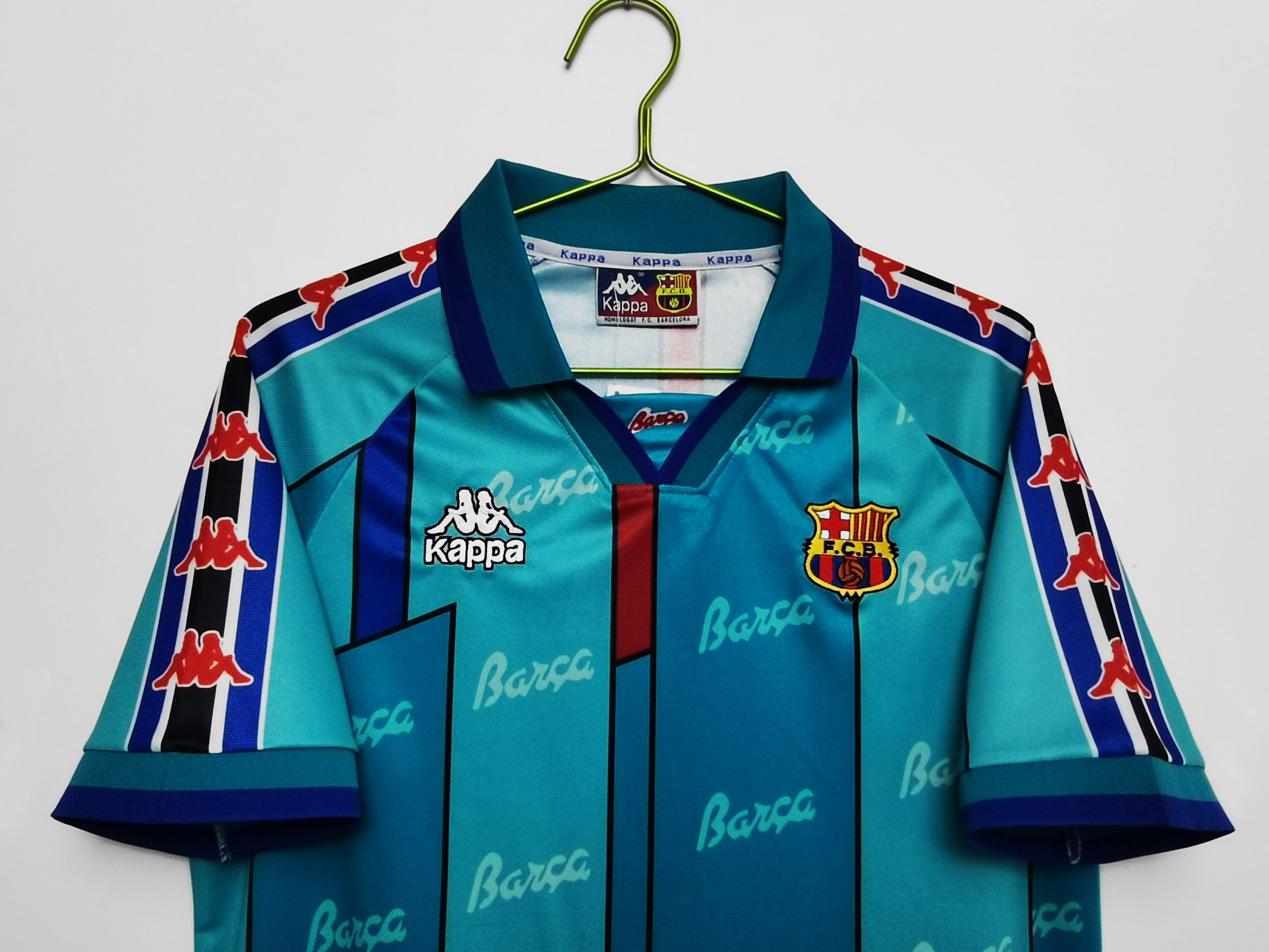 Barcelona 1995/97 (Away Kit)