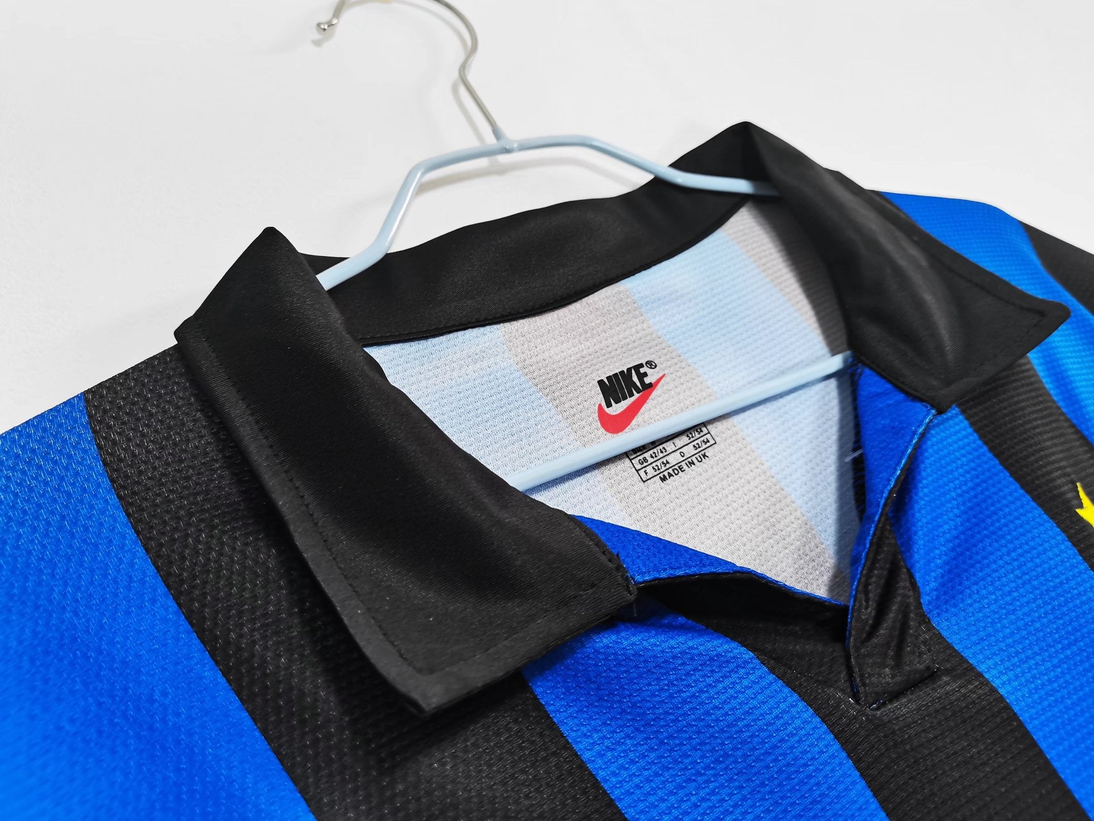 Inter de Milán 1998/99 (Home Kit)
