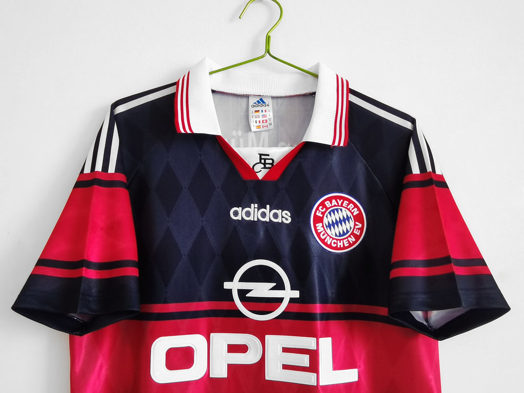 Bayer Munich 1997/99 (Away Kit)