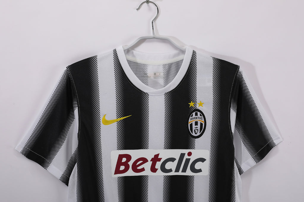 Juventus 2011/12 (Home Kit)