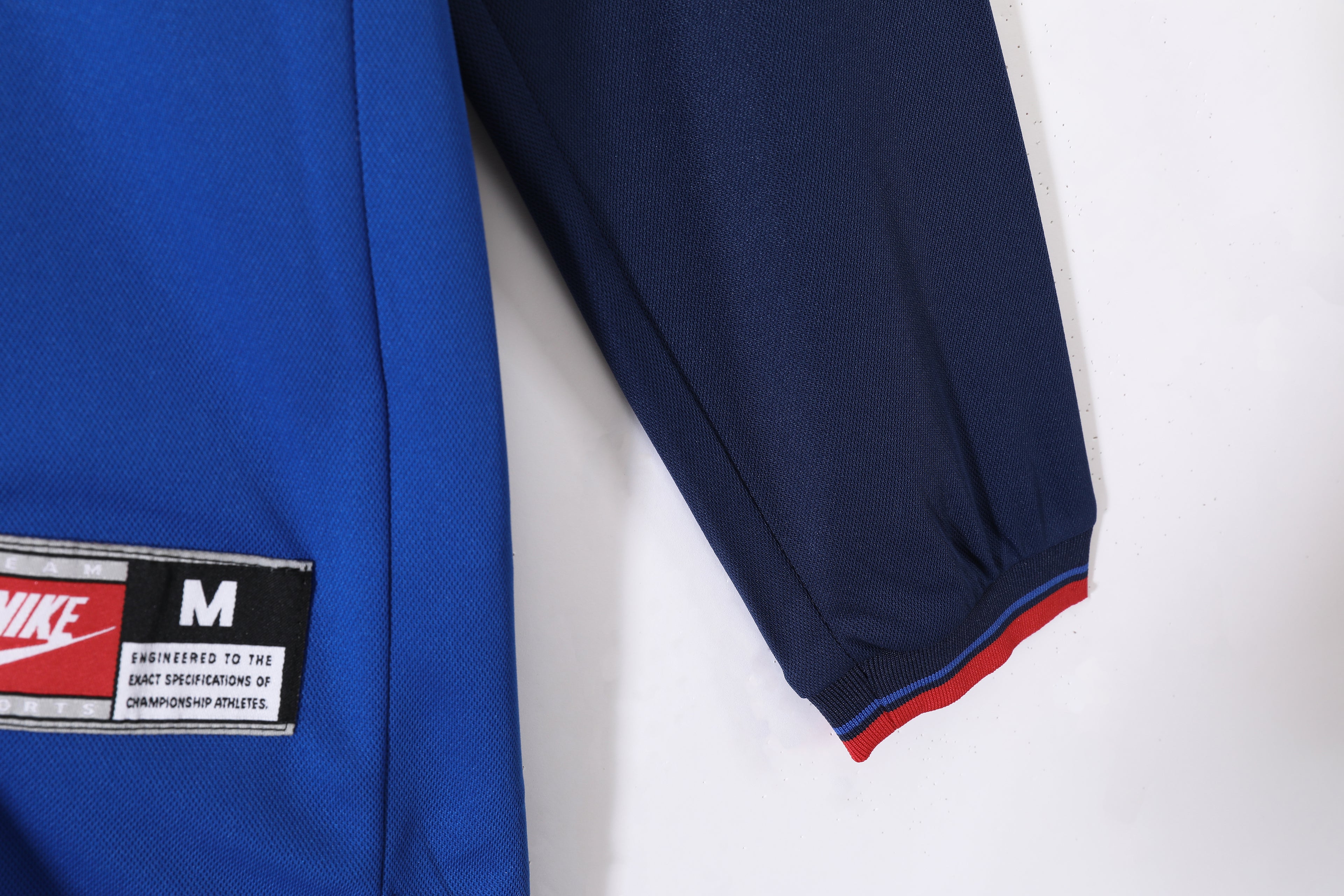 Barcelona 1999/00 Barcelona 1999/00 (Centenary Commemorative Edition - Long Sleeve)