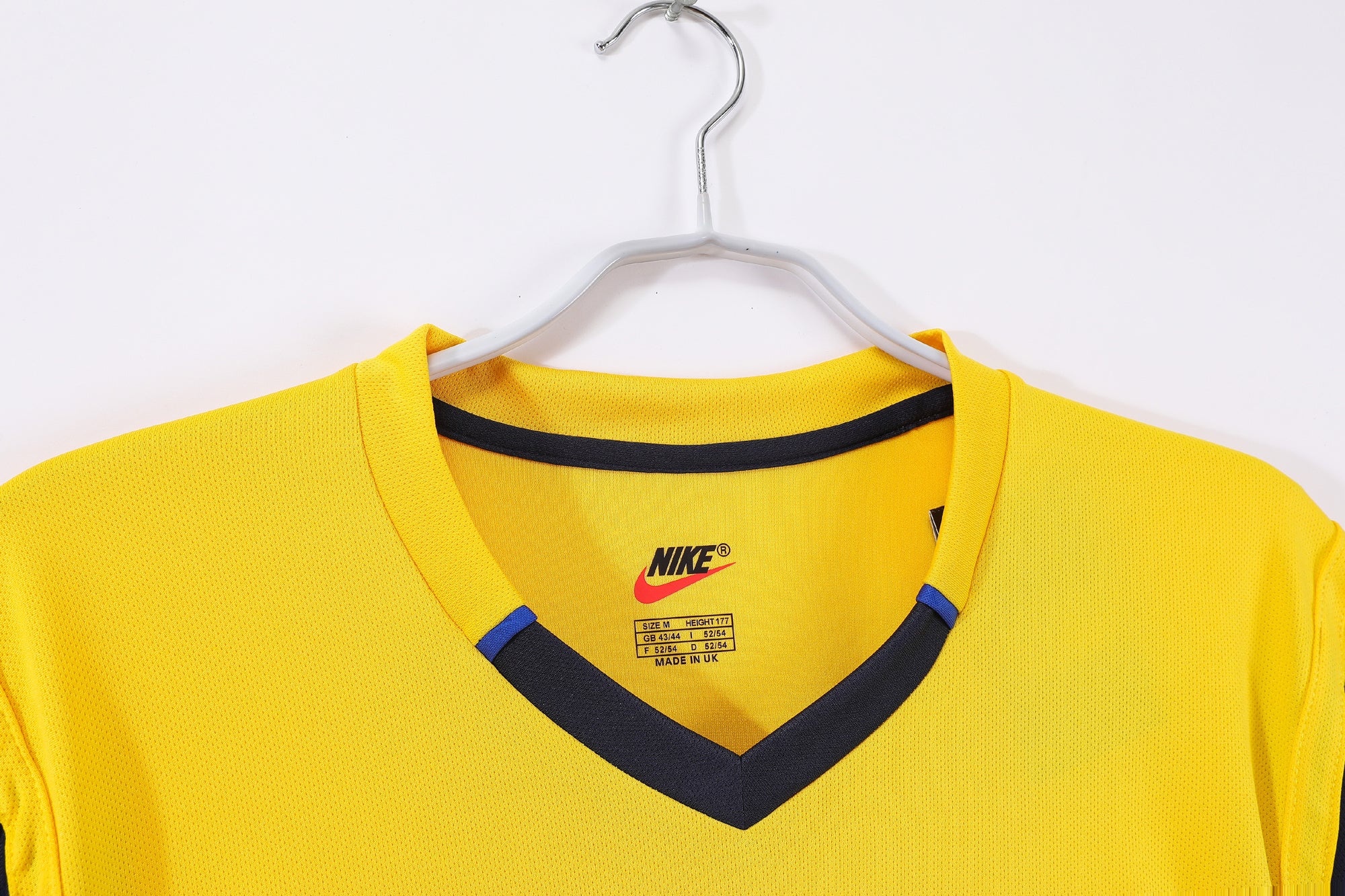 Arsenal 2000/01 (Away Kit)