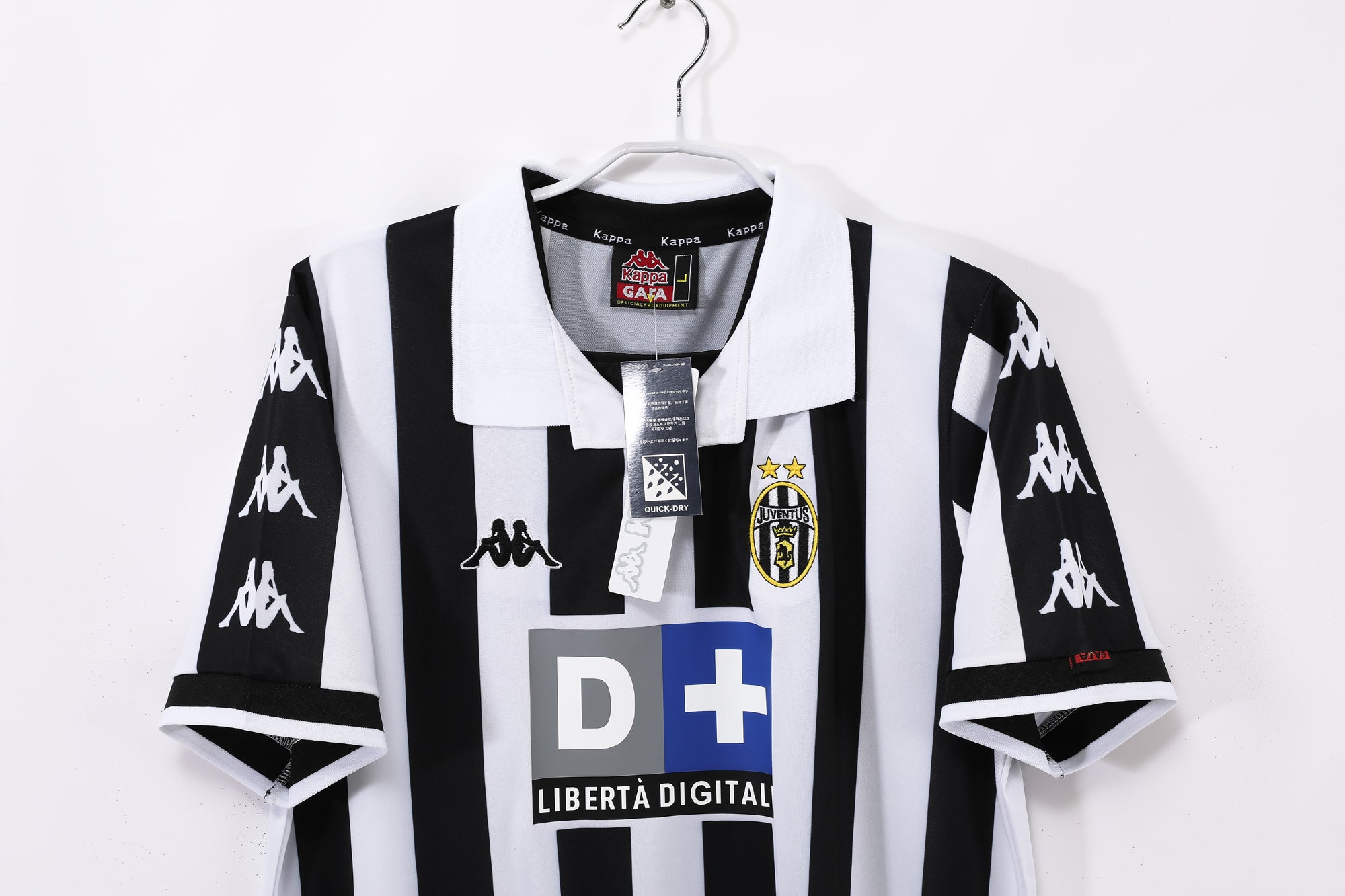 Juventus 1999/00 (Home Kit)