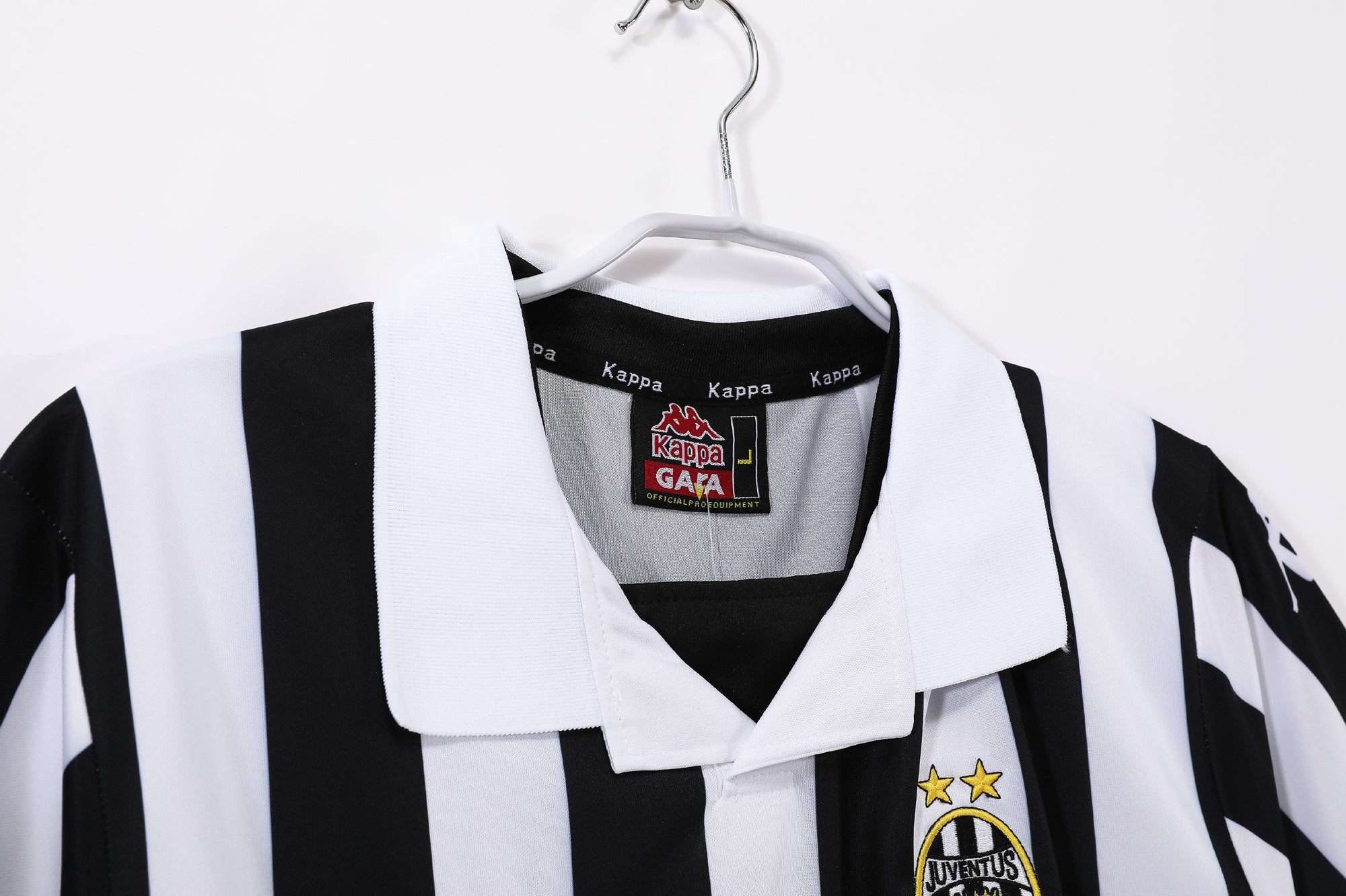 Juventus 1999/00 (Home Kit)