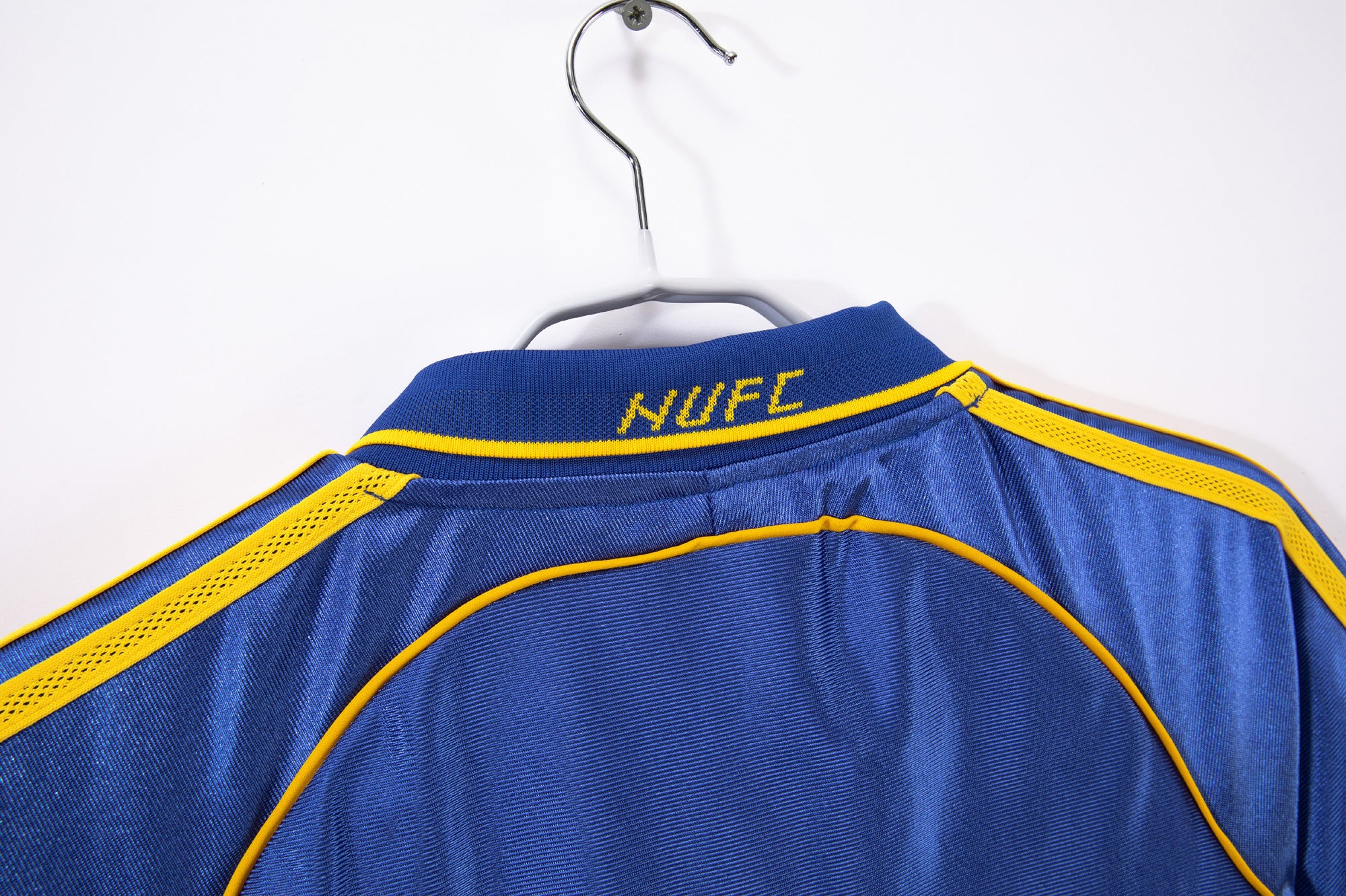 New Castle 1998/00 (Away Kit)
