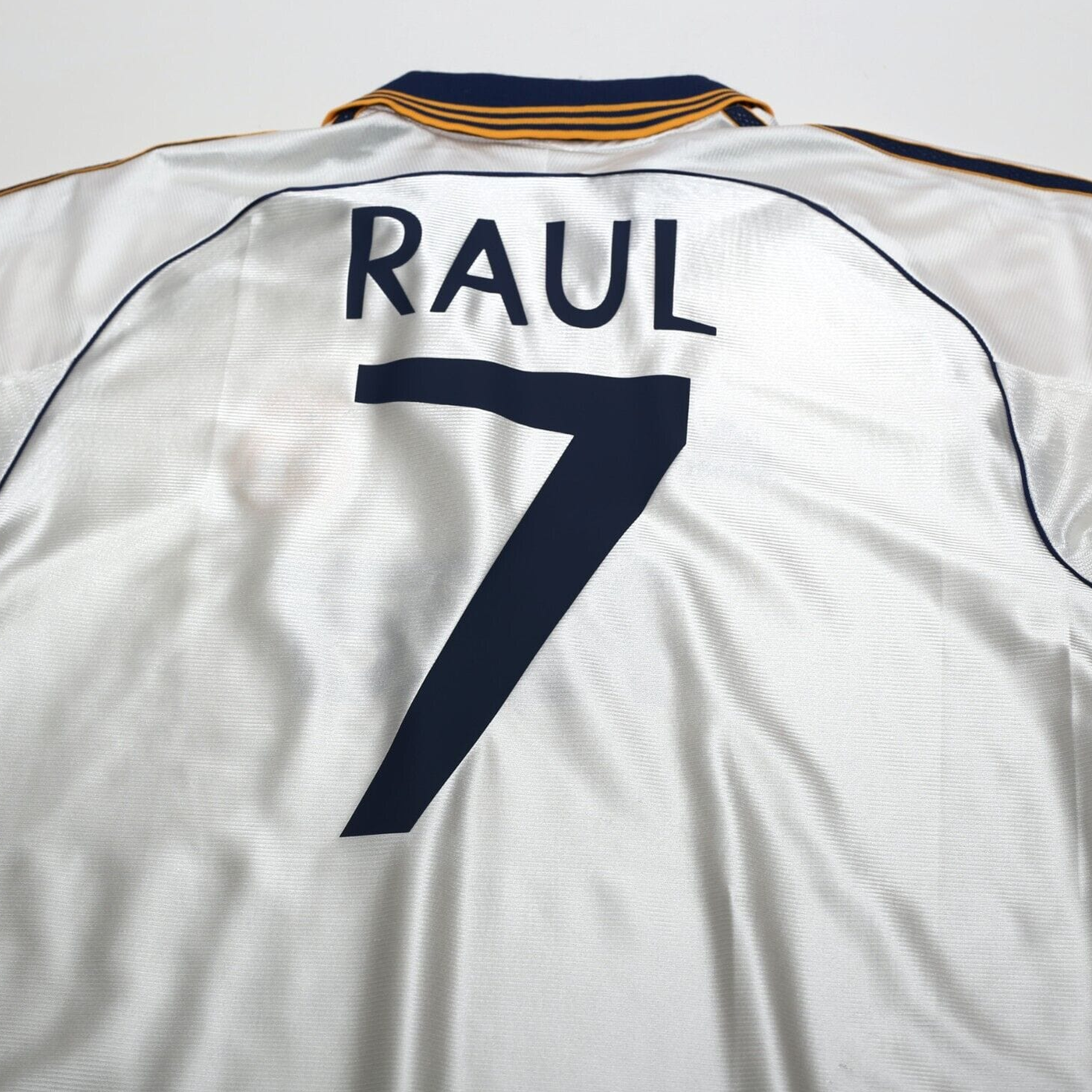 Real Madrid 1998/00 (Home Kit)