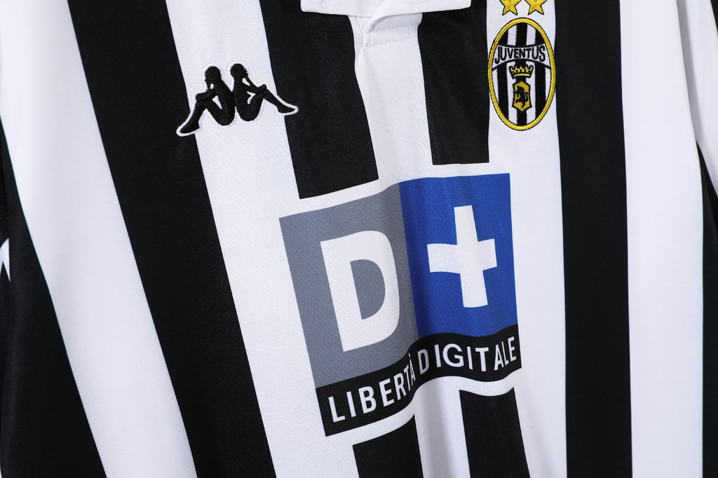 Juventus 1999/00 (Home Kit - Long Sleeve)