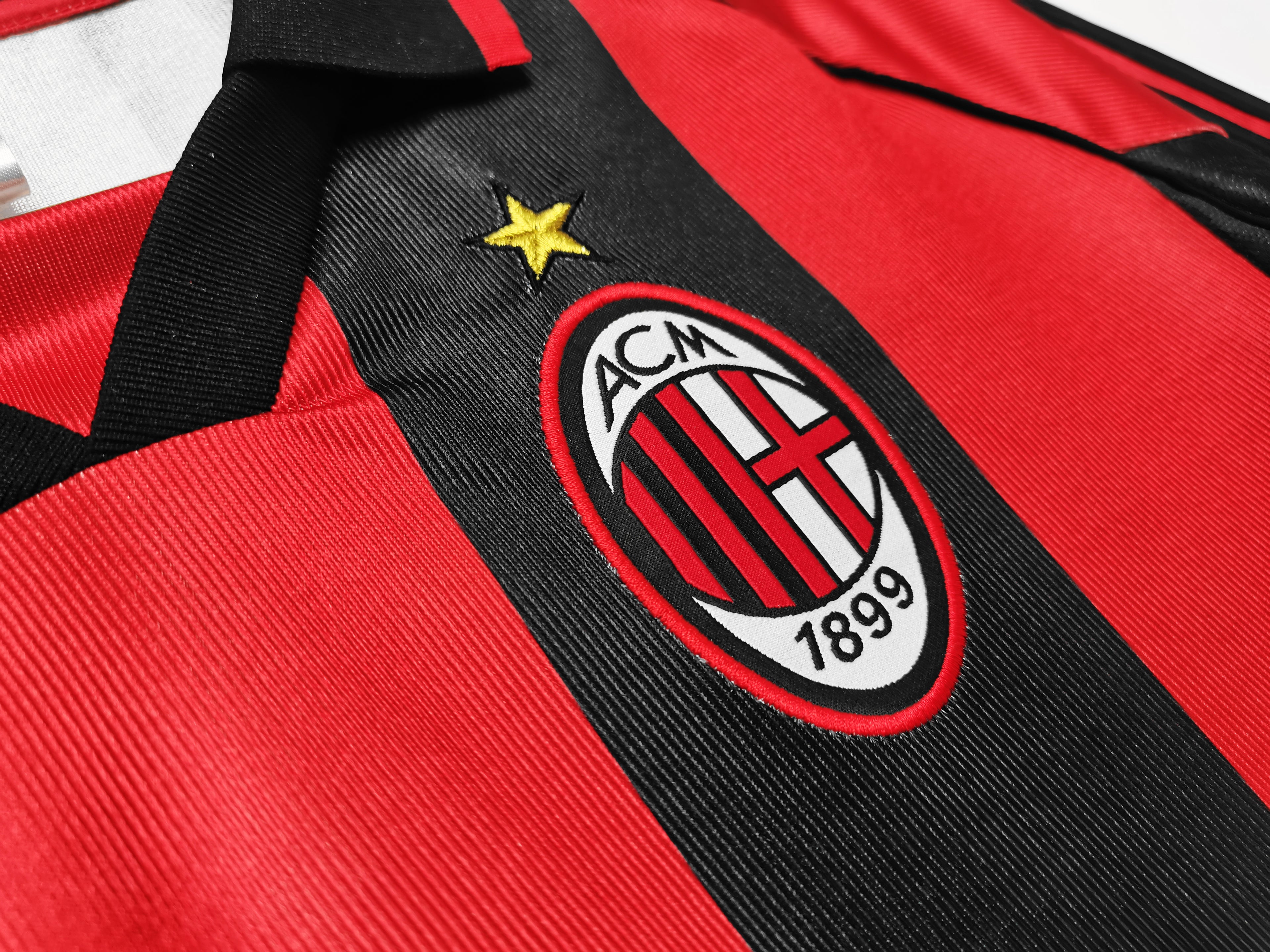 AC Milan 1998/99 (Home Kit)