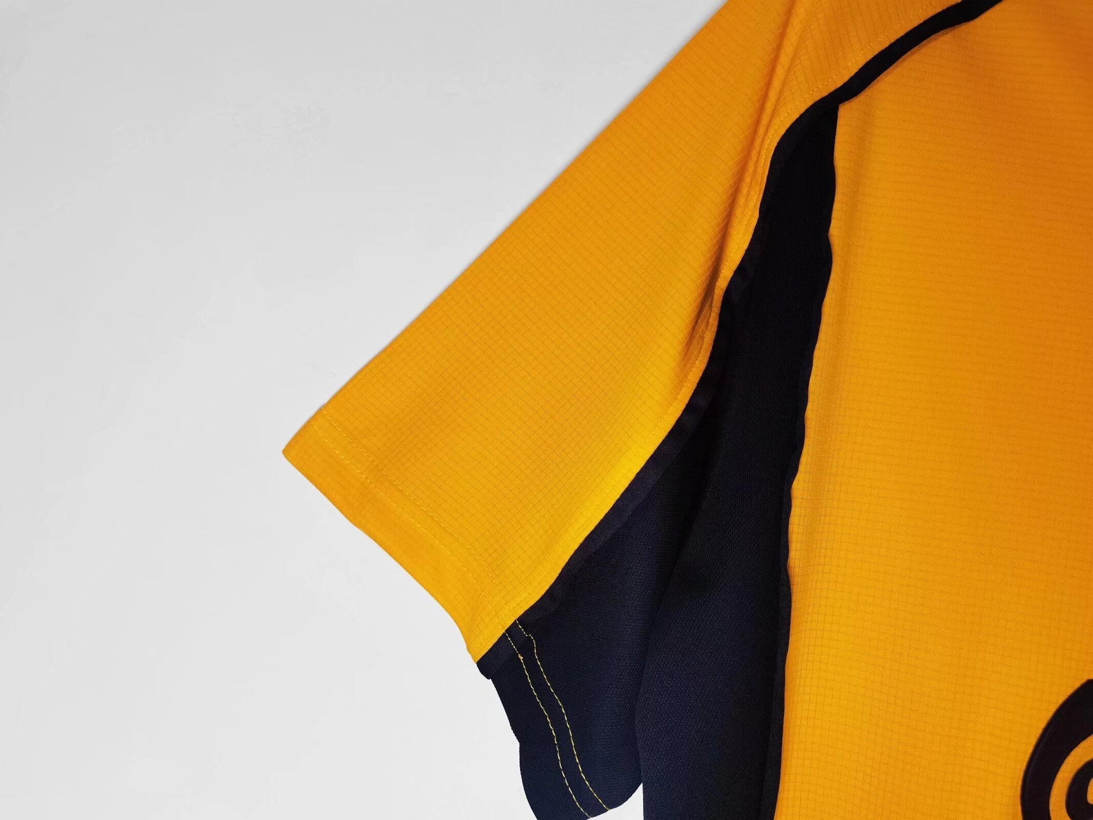 Liverpool 2000/01 (Away Kit)