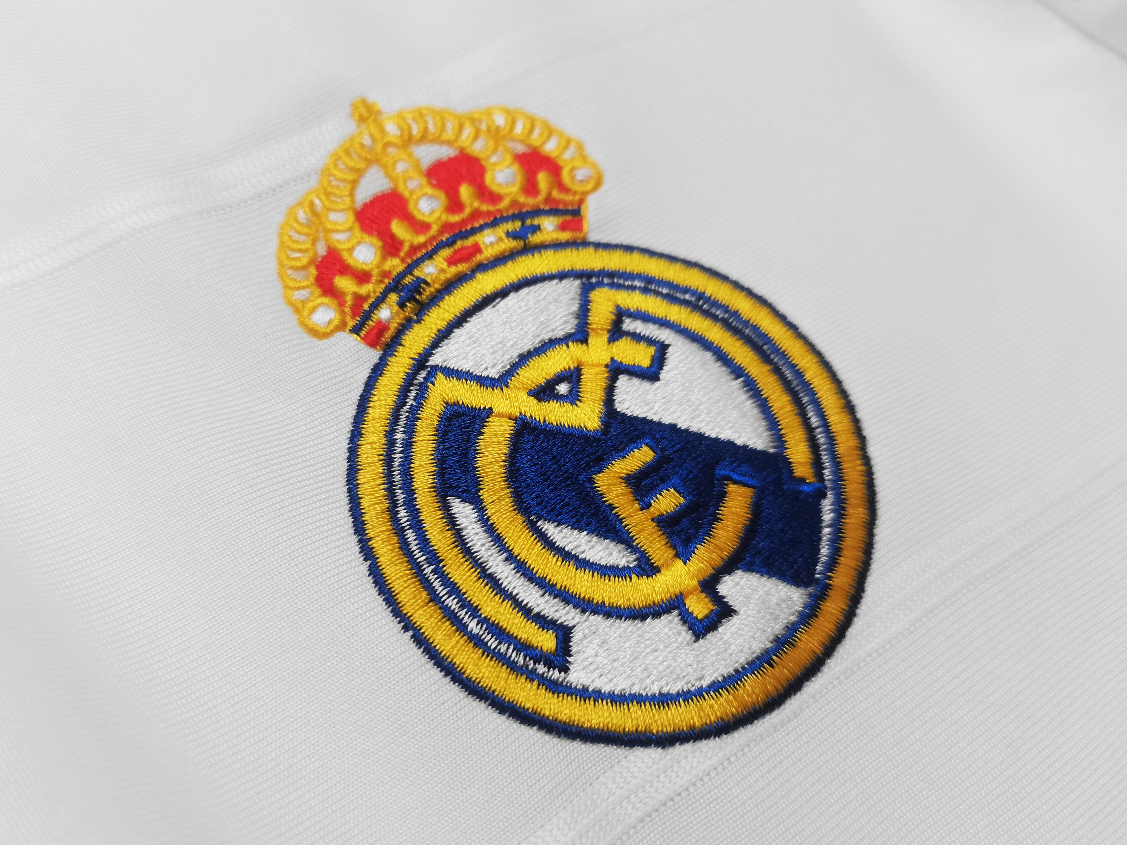 Real Madrid 2013/14 (Home Kit)