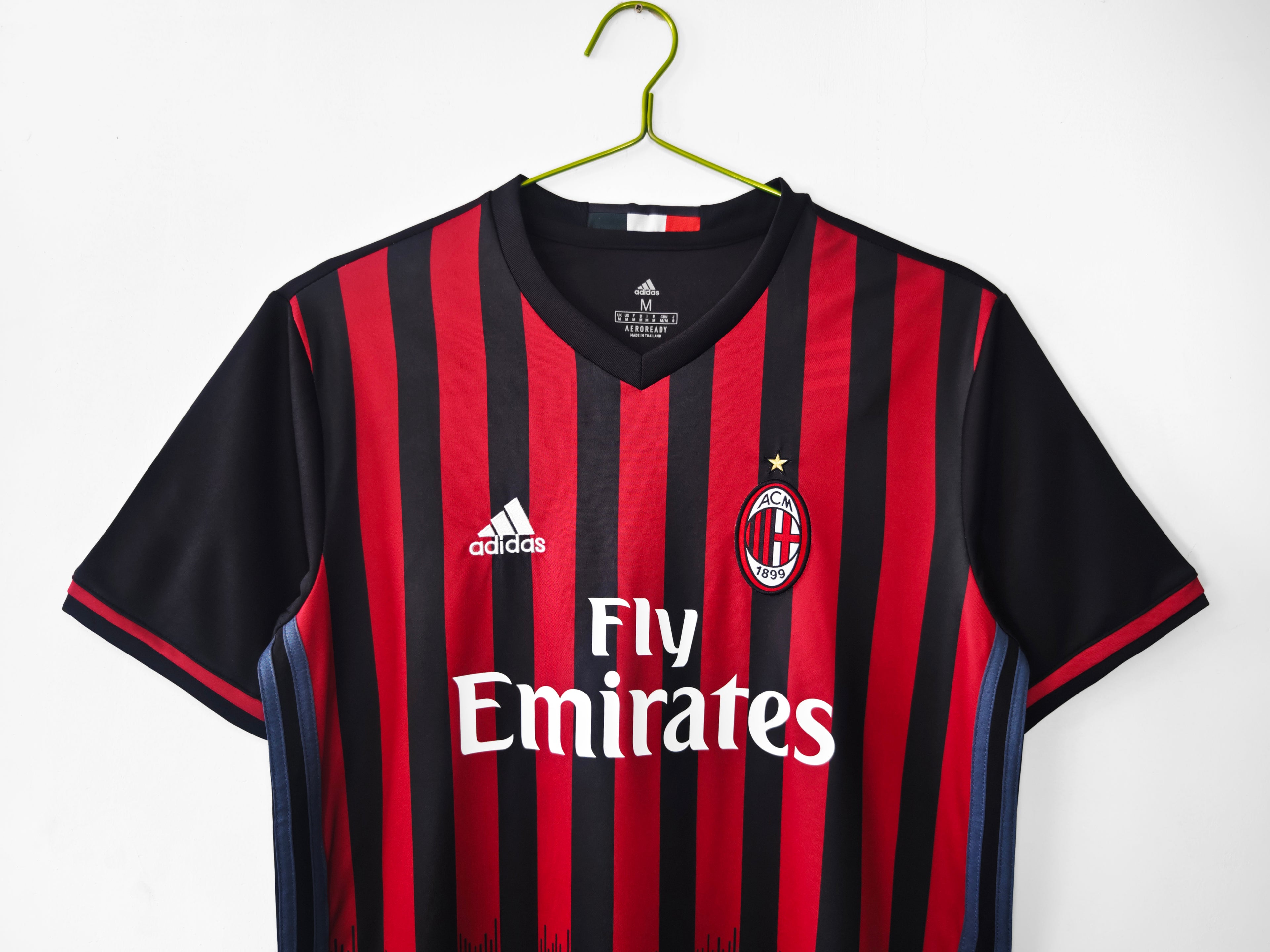 AC Milan 2016/17 (Home Kit)