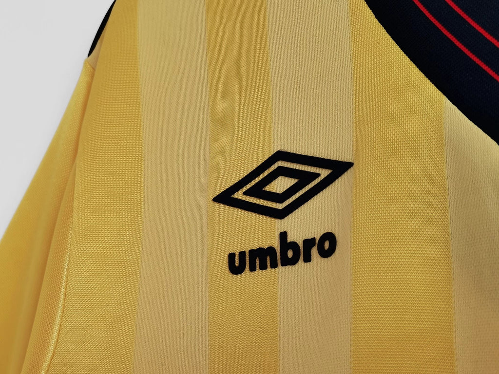 Arsenal 1983/86 (Away Kit)
