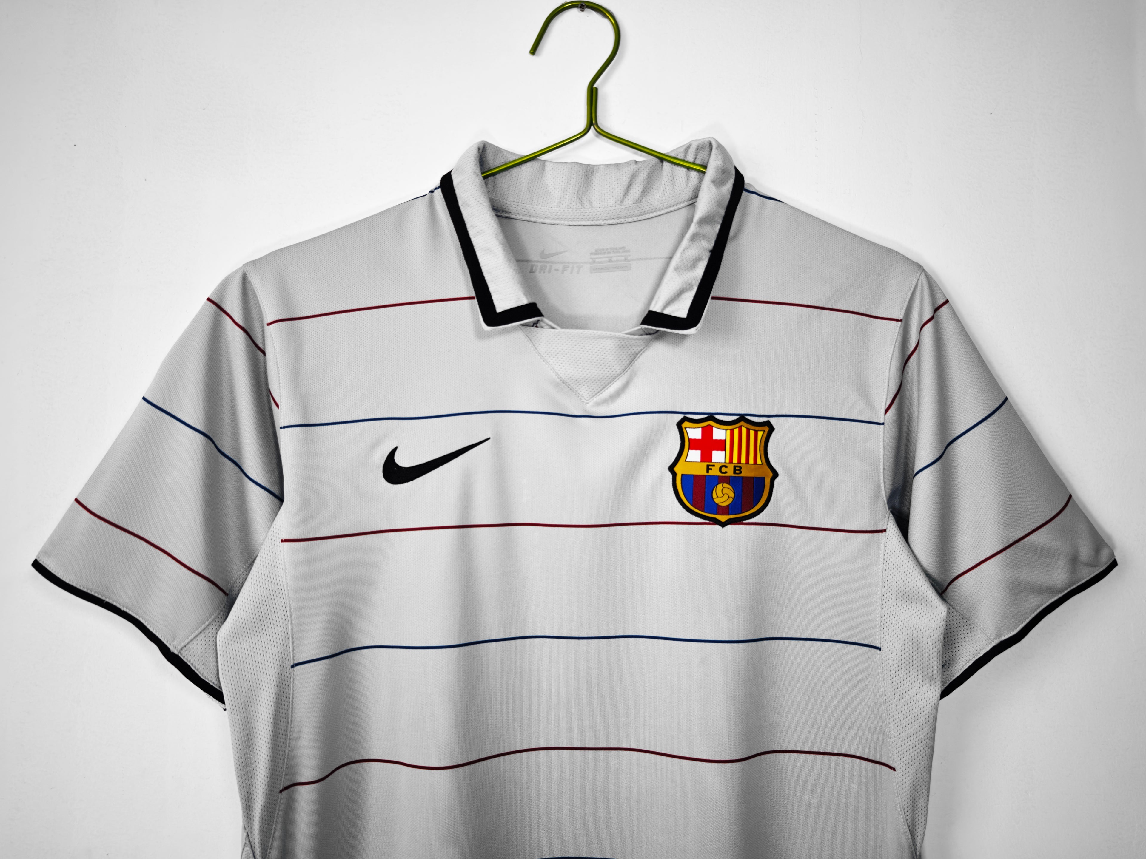 Barcelona 2003/04 (Third Kit)