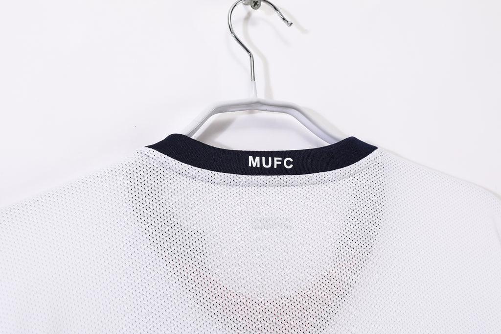 Manchester United 2008/09 (Away Kit – Long Sleeve)