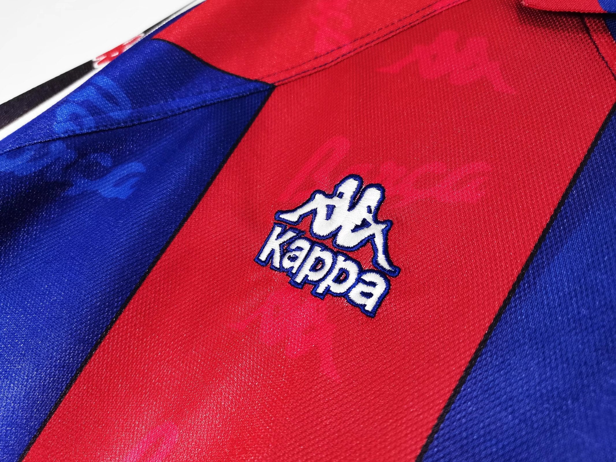 Barcelona 1995/97 (Home Kit)