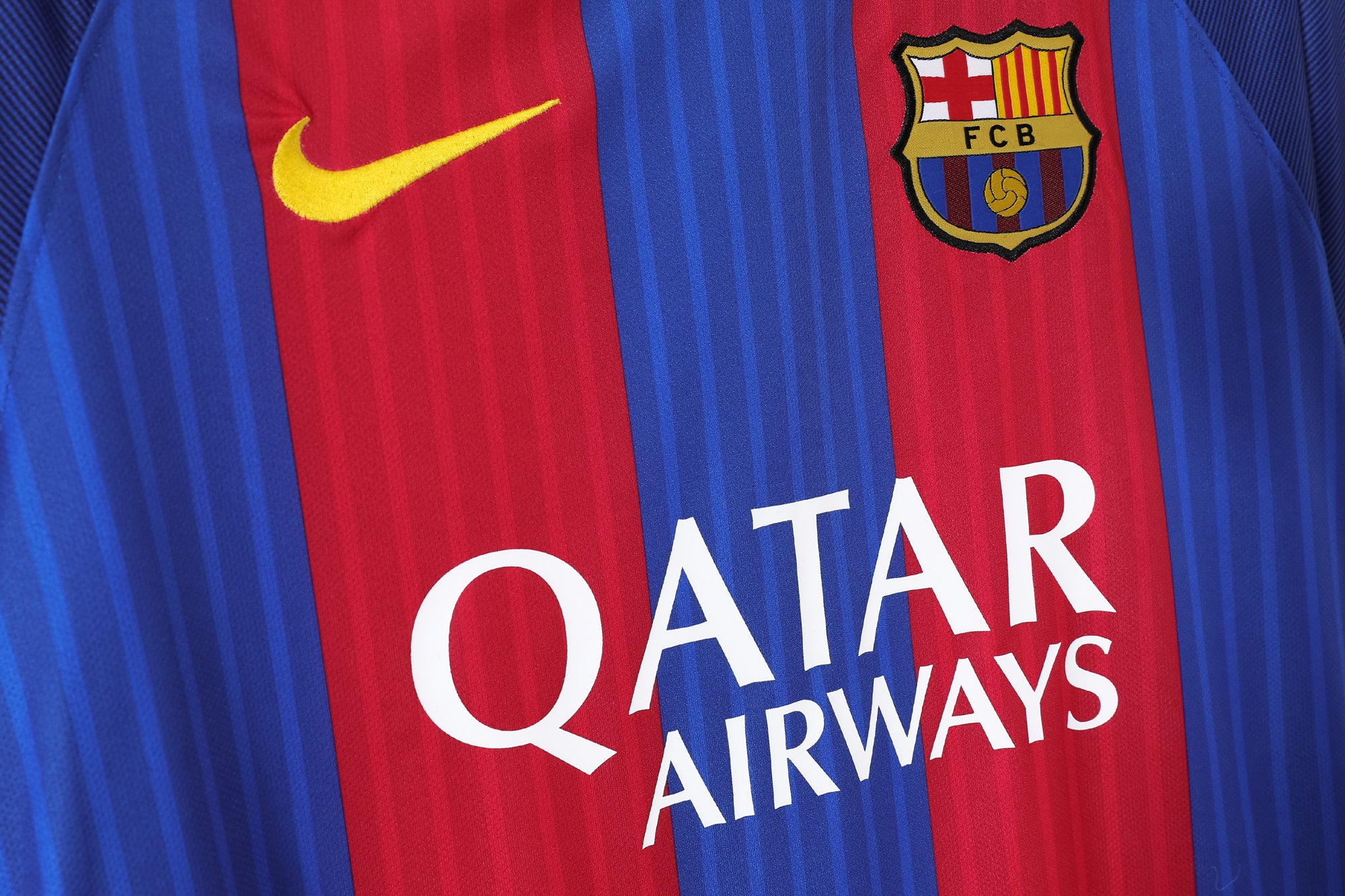 Barcelona 2016/17 (Home Kit)