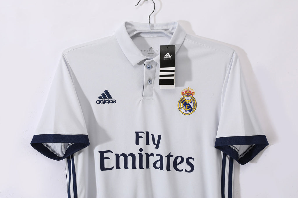 Real Madrid 2016/17 (Home Kit)