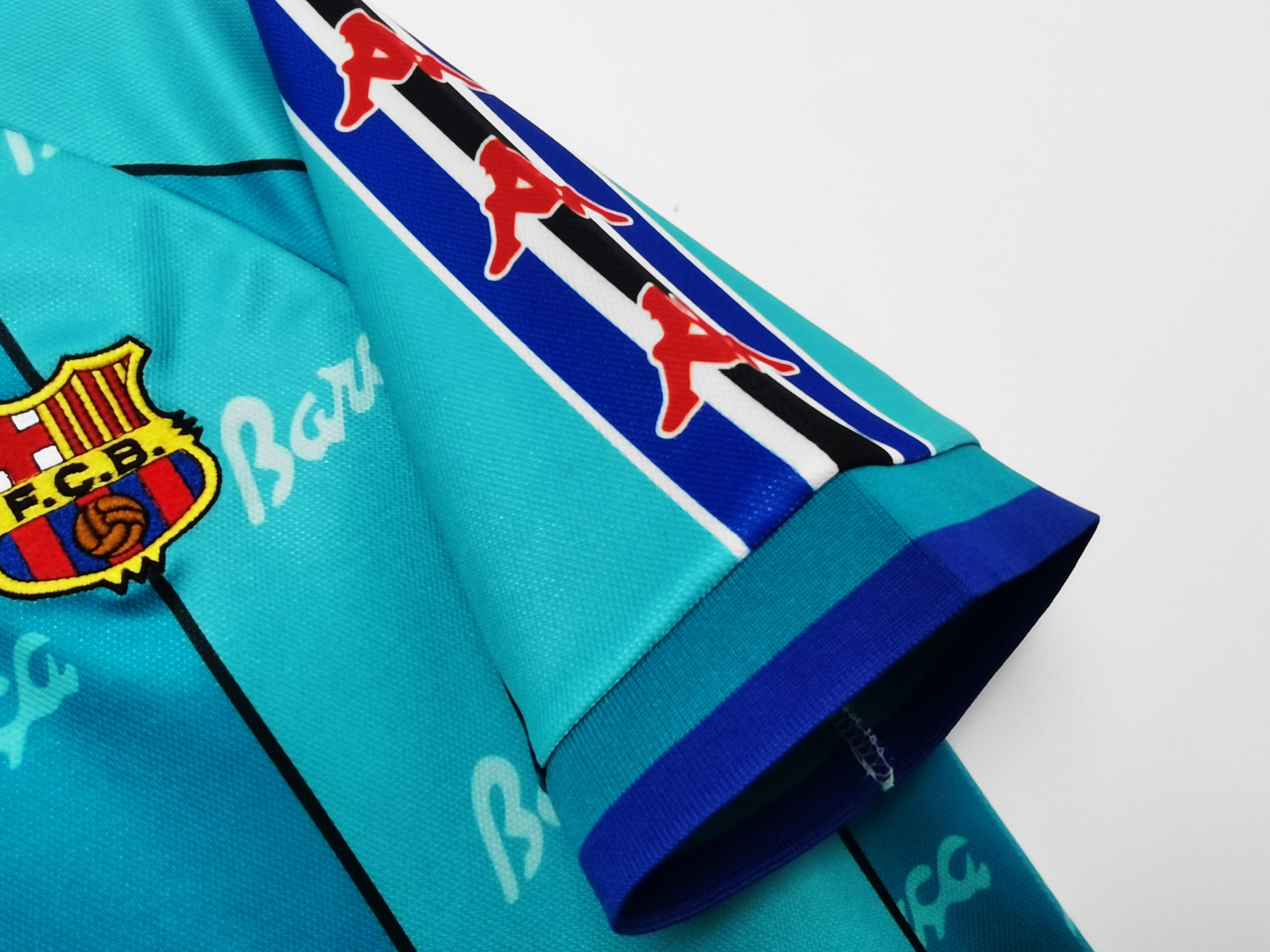 Barcelona 1995/97 (Away Kit)