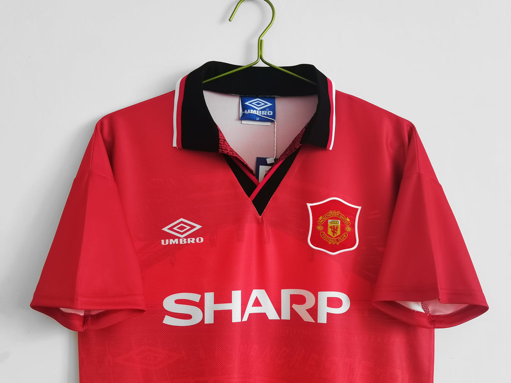 Manchester United 1994/96 (Home Kit)